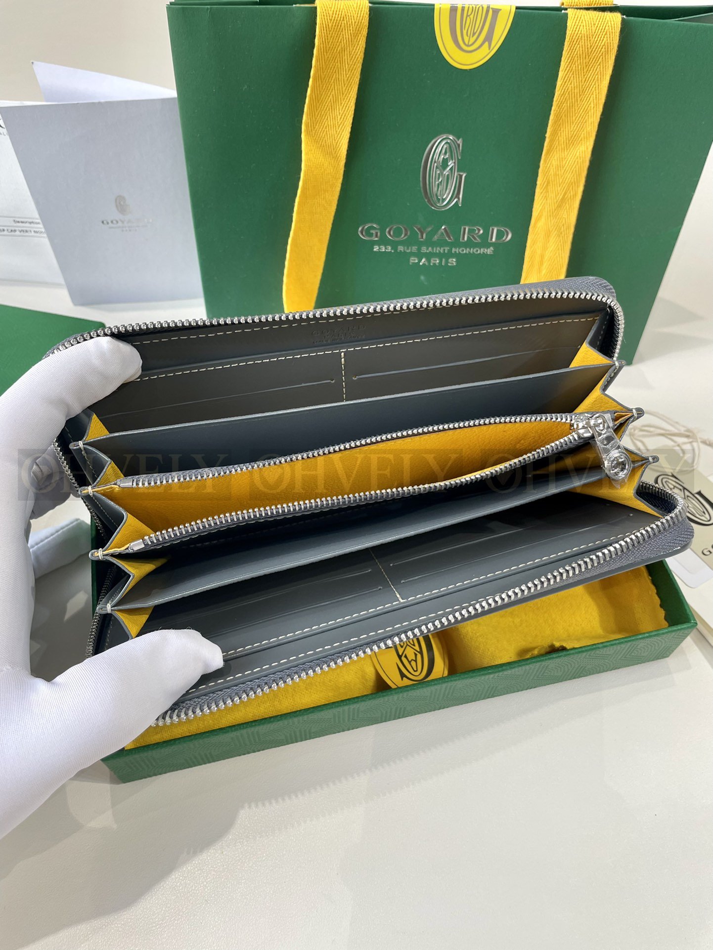GOYARD 고야드 마티뇽 GM 월렛 그레이 상품 썸네일