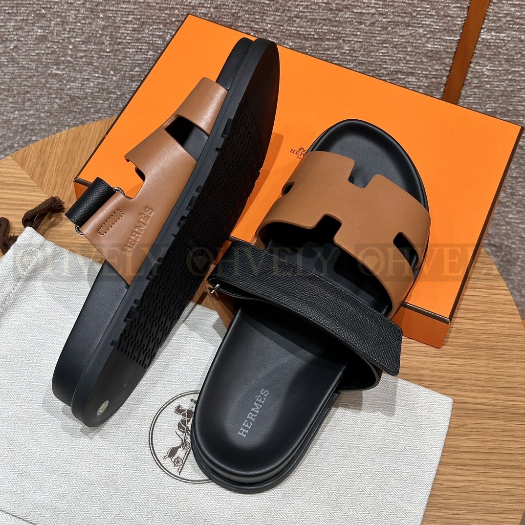 HERMÈS 에르메스 칩레 샌들 박스 카프스킨 & 블랙 로버 솔 (네츄럴/ 블랙) 상품 썸네일