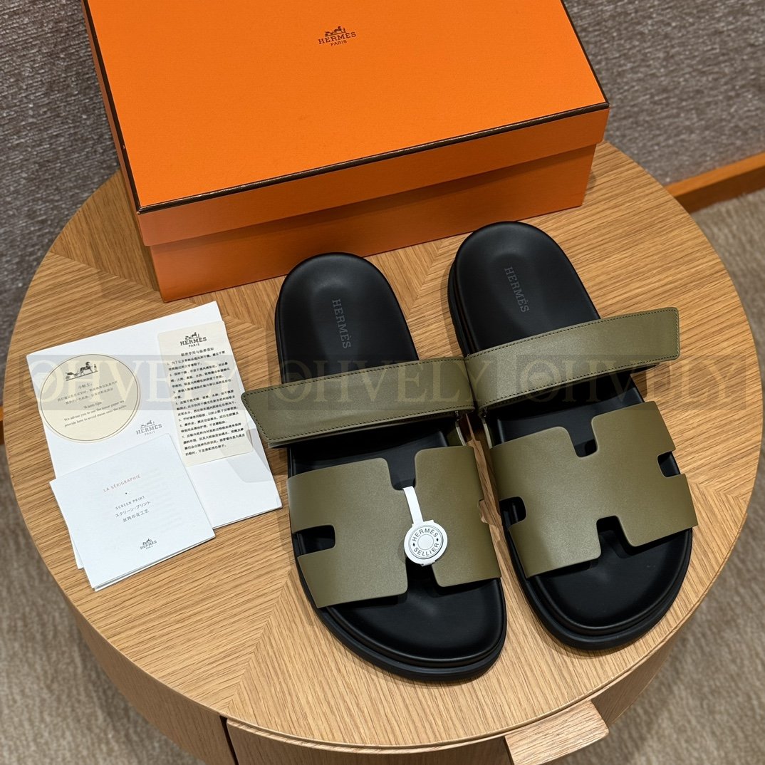 HERMÈS 에르메스 칩레 샌들 박스 카프스킨 & 블랙 로버 솔 (네츄럴/ 블랙) 상품 썸네일