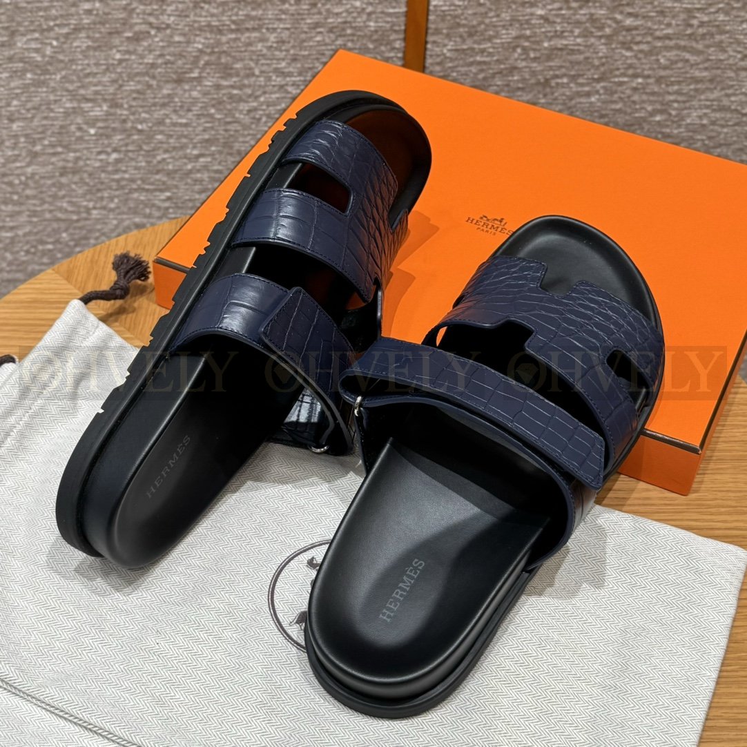 HERMÈS 에르메스 치프레 샌들 매트 엘리게이터 & 블랙 로버 솔 (Blue saphir) 상품 썸네일