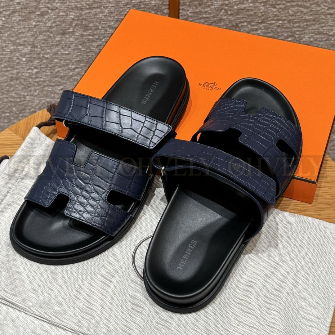 HERMÈS 에르메스 치프레 샌들 매트 엘리게이터 & 블랙 로버 솔 (Blue saphir) 상품 썸네일