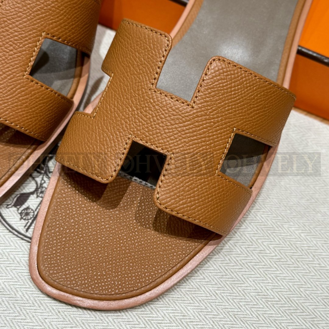 HERMÈS 에르메스 오란 샌들 엡송 카프스킨 (37/Gold) 상품 썸네일
