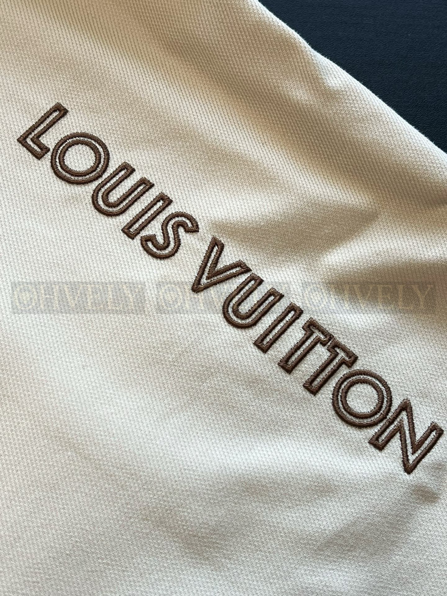 【 ZP버전 】루이비통 Louis Vuitton 바이컬러 모노그램 테이프 폴로 셔츠 상품 썸네일