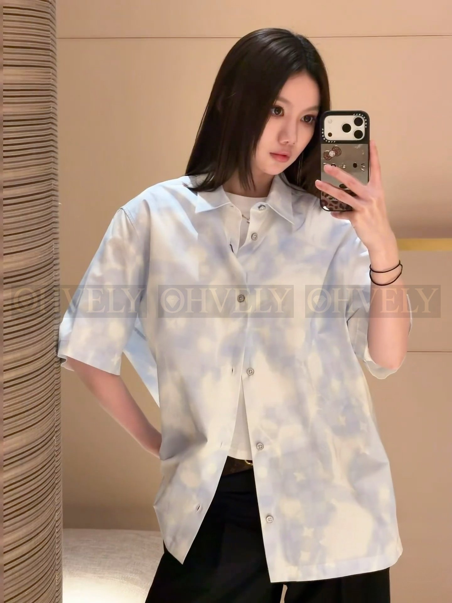 【 ZP버전 】루이비통 Louis Vuitton 모노그램 클라우드 프린트 반팔 셔츠 상품 썸네일