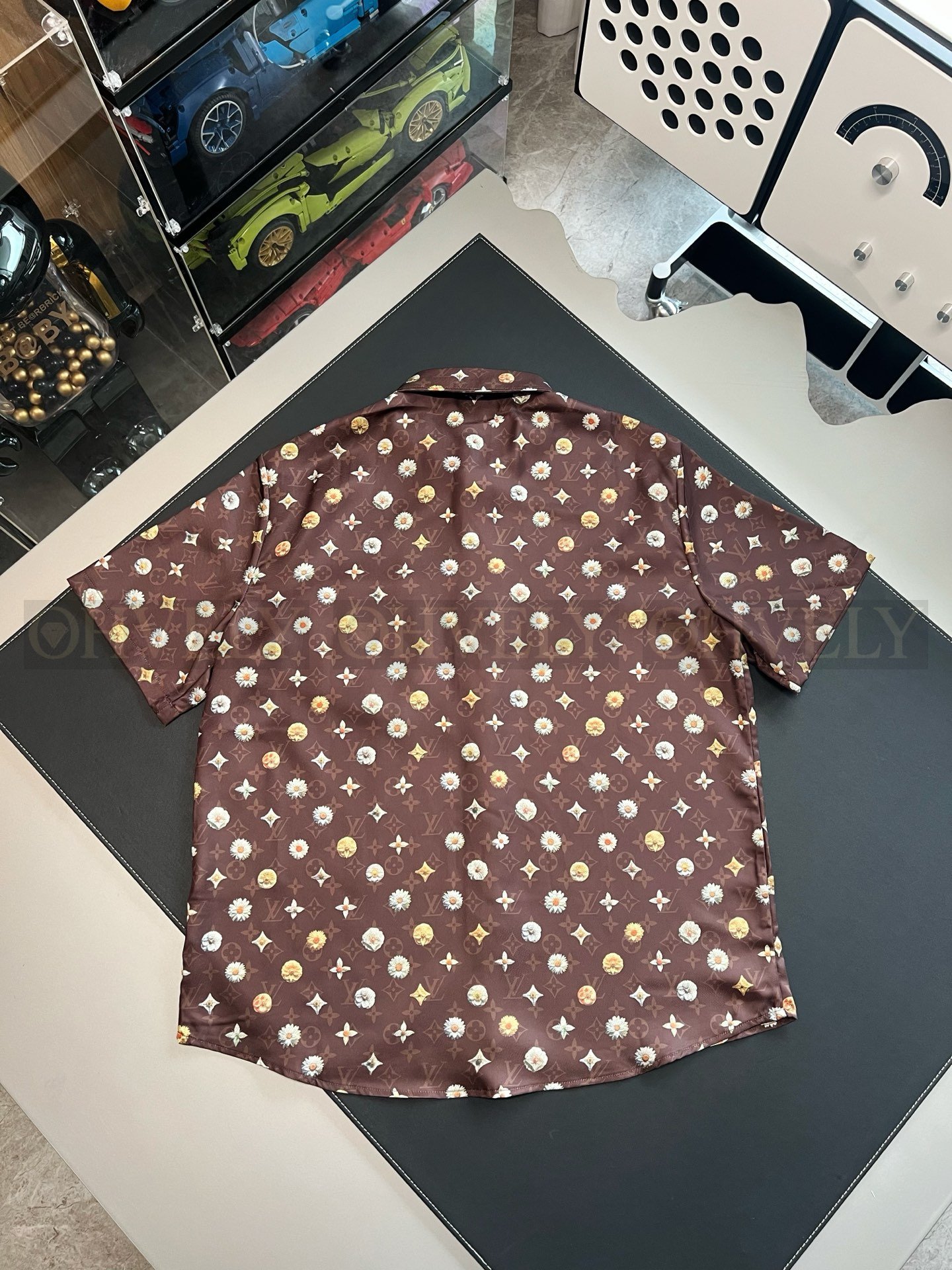 【 ZP버전 】루이비통 Louis Vuitton 모노그램 데이지 플라워 프린트 셔츠 & 쇼츠 세트 상품 썸네일