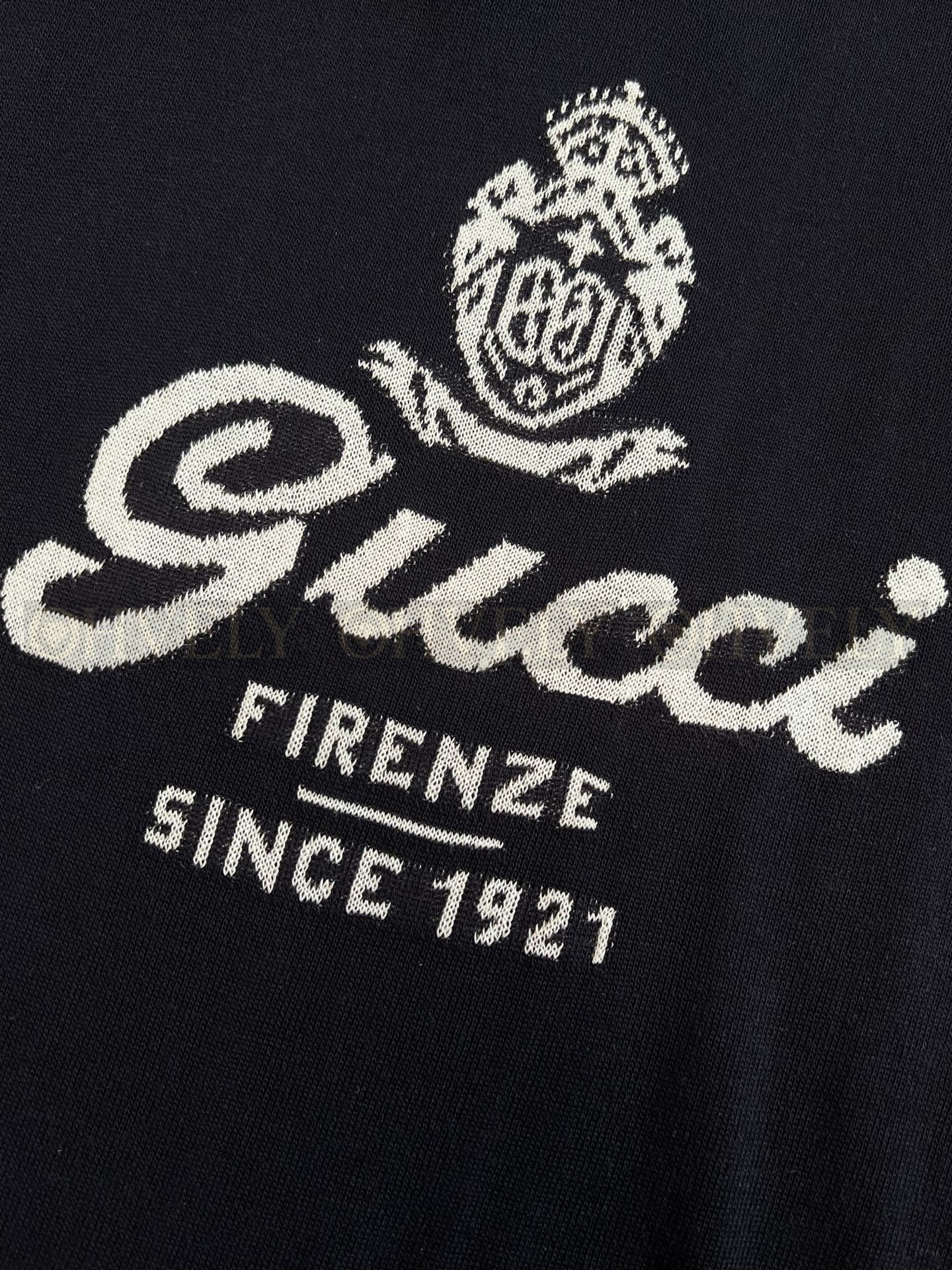 【 ZP버전 】구찌 Gucci 크레스트 쉴드 인타르시아 니트 티셔츠 상품 썸네일