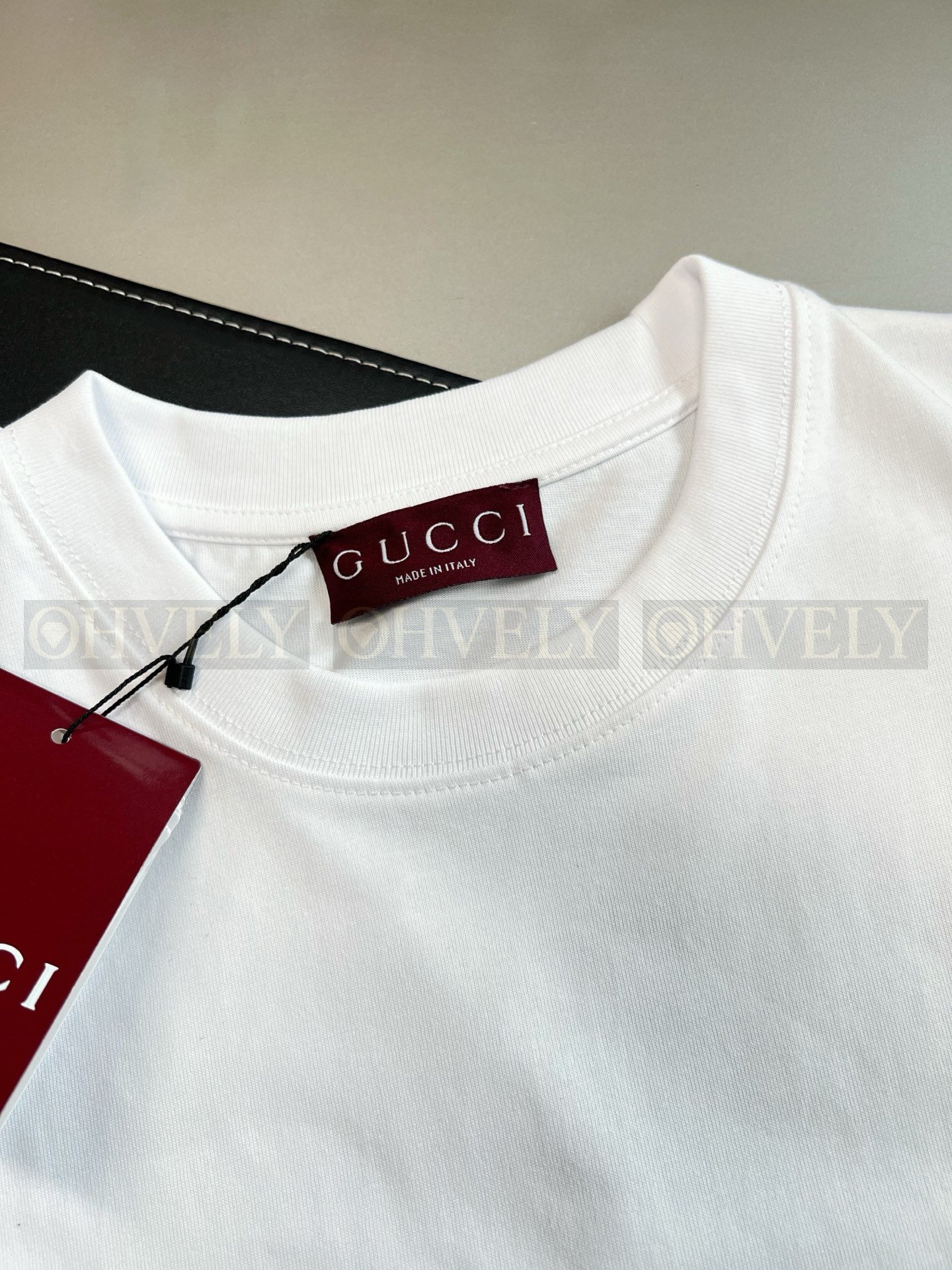 【 ZP버전 】구찌 Gucci 필기체 로고 프린트 티셔츠 상품 썸네일