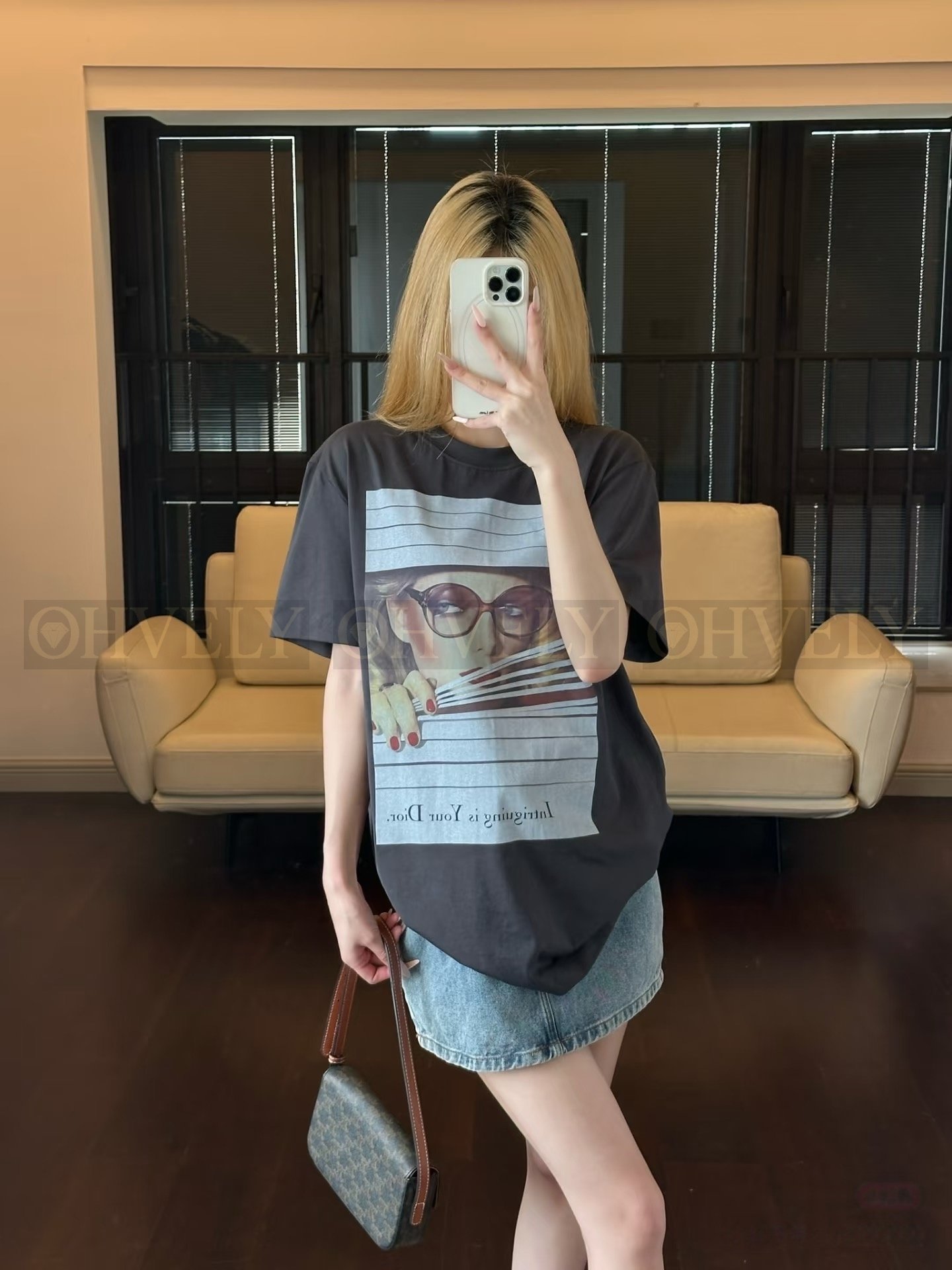 【 ZP버전 】매거진 인물 프린팅 반팔 티셔츠 상품 썸네일