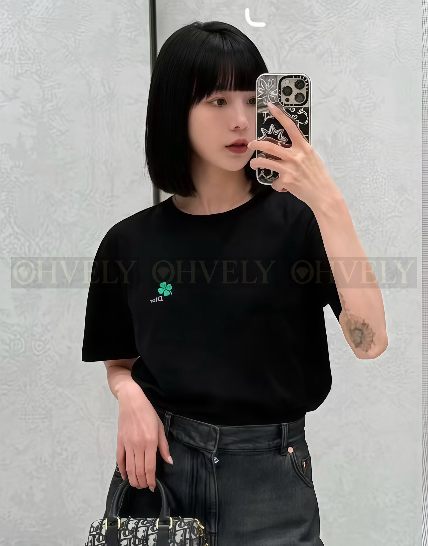 【 ZP버전 】클로버 자수 로고 반팔 티셔츠 상품 썸네일