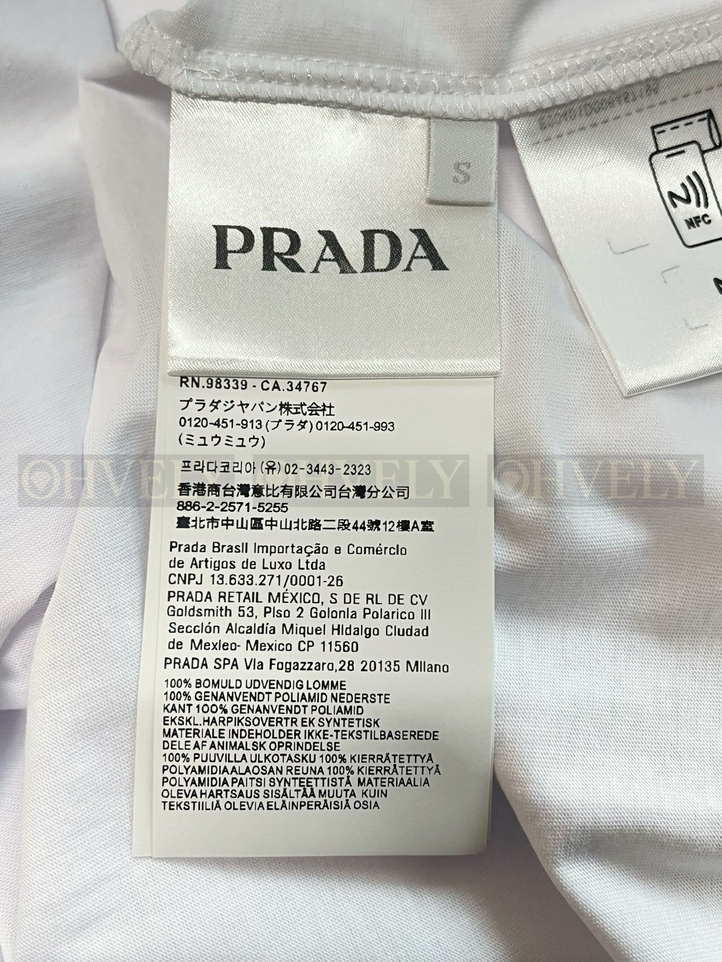 【 ZP버전 】프라다 Prada 리나일론 포켓 코튼 티셔츠 상품 썸네일