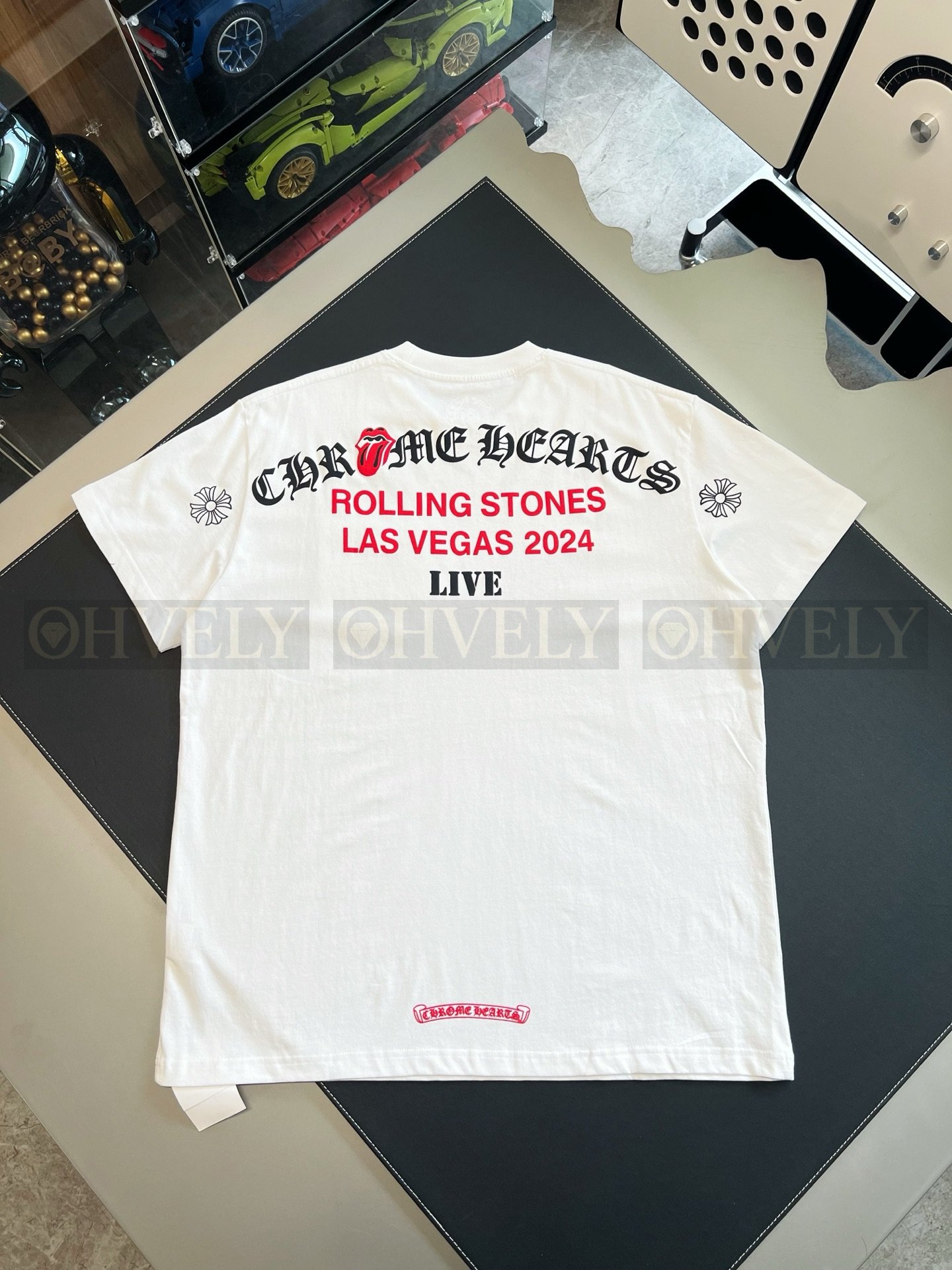 【 ZP버전 】크롬하츠 Chrome Hearts 형광 호스슈 포켓 반팔 티셔츠 상품 썸네일