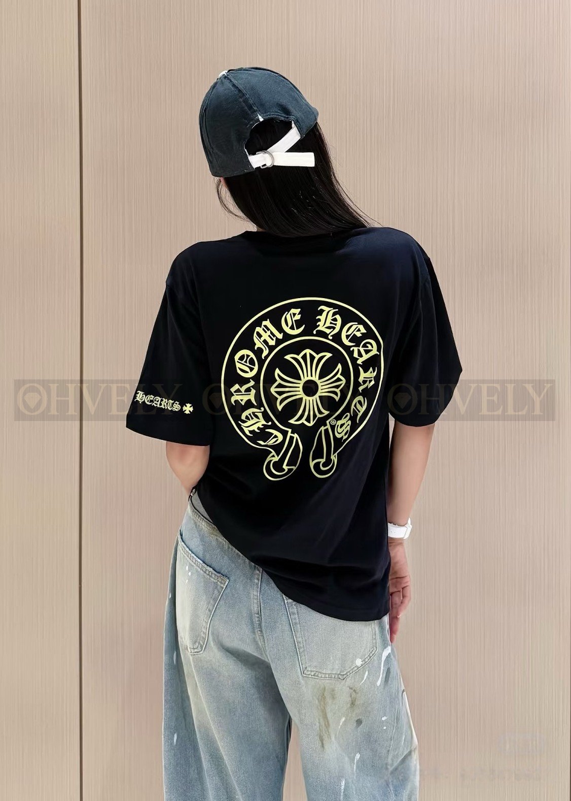 【 ZP버전 】크롬하츠 Chrome Hearts 네온 호스슈 포켓 반팔 티셔츠 상품 썸네일
