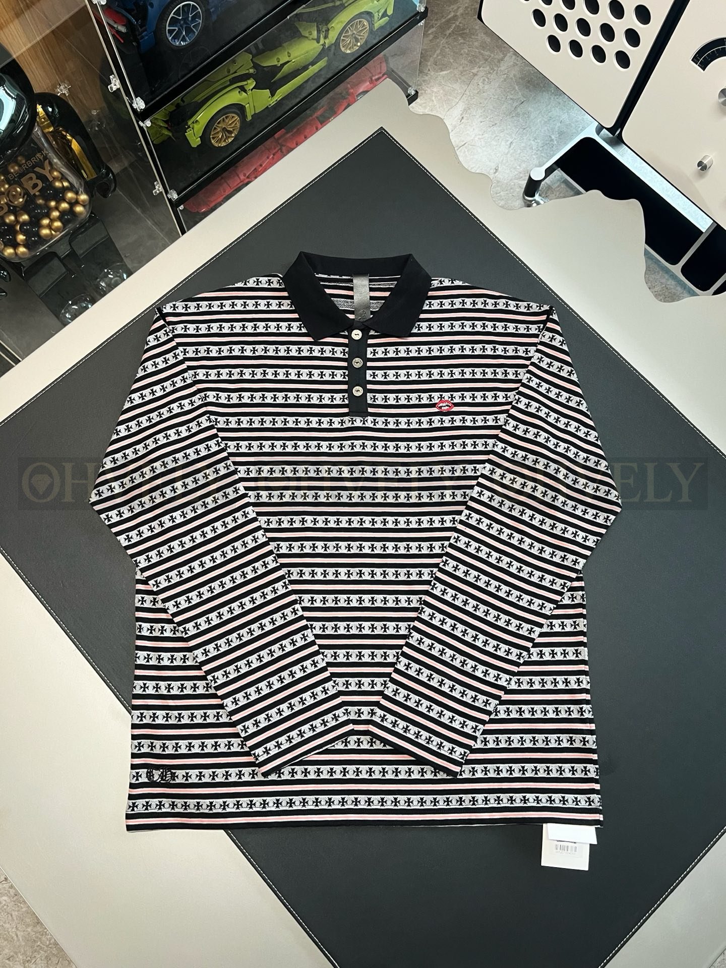 【 ZP버전 】크롬하츠 Chrome Hearts 올오버 플러스 스트라이프 폴로 롱슬리브 상품 썸네일
