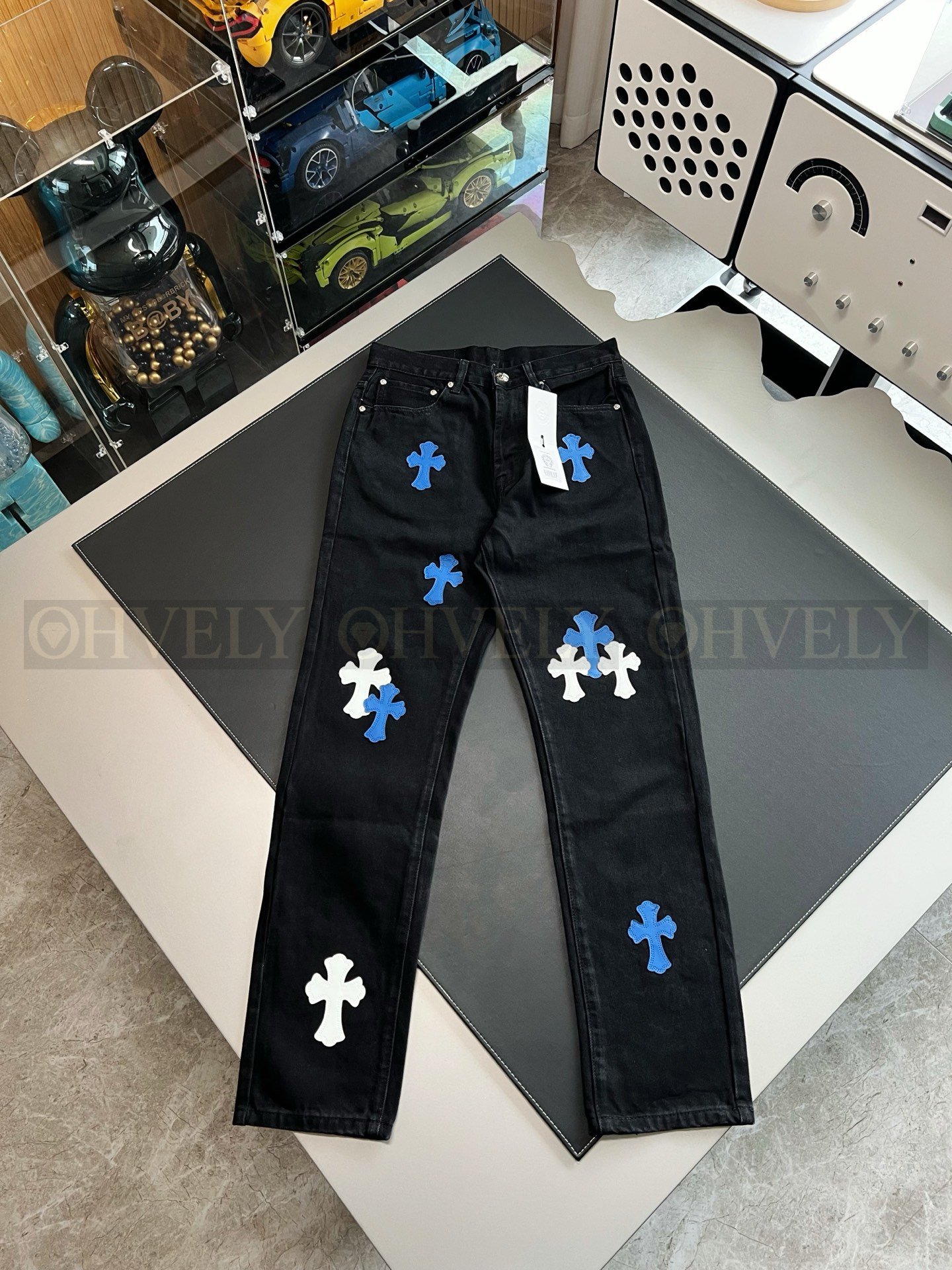 【 ZP버전 】크롬하츠 Chrome Hearts 블루 화이트 크로스 패치 블랙 데님 팬츠 상품 썸네일