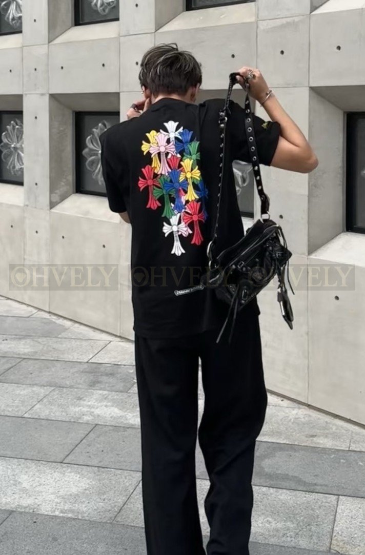 【 ZP버전 】크롬하츠 Chrome Hearts 멀티 컬러 크로스 포켓 반팔 티셔츠 상품 썸네일