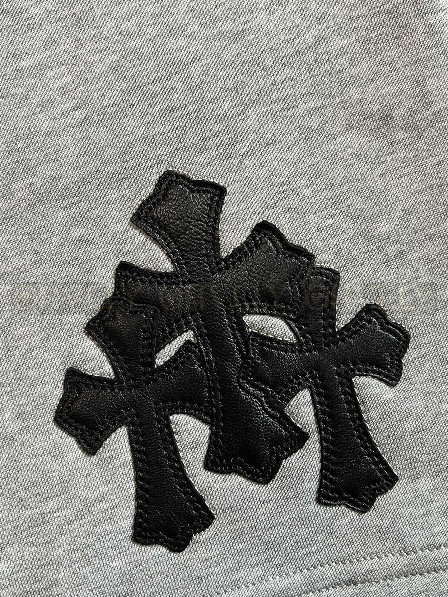 【 ZP버전 】Chrome Hearts 크롬하츠 트리플 크로스 패치 스웨트 쇼츠 상품 썸네일