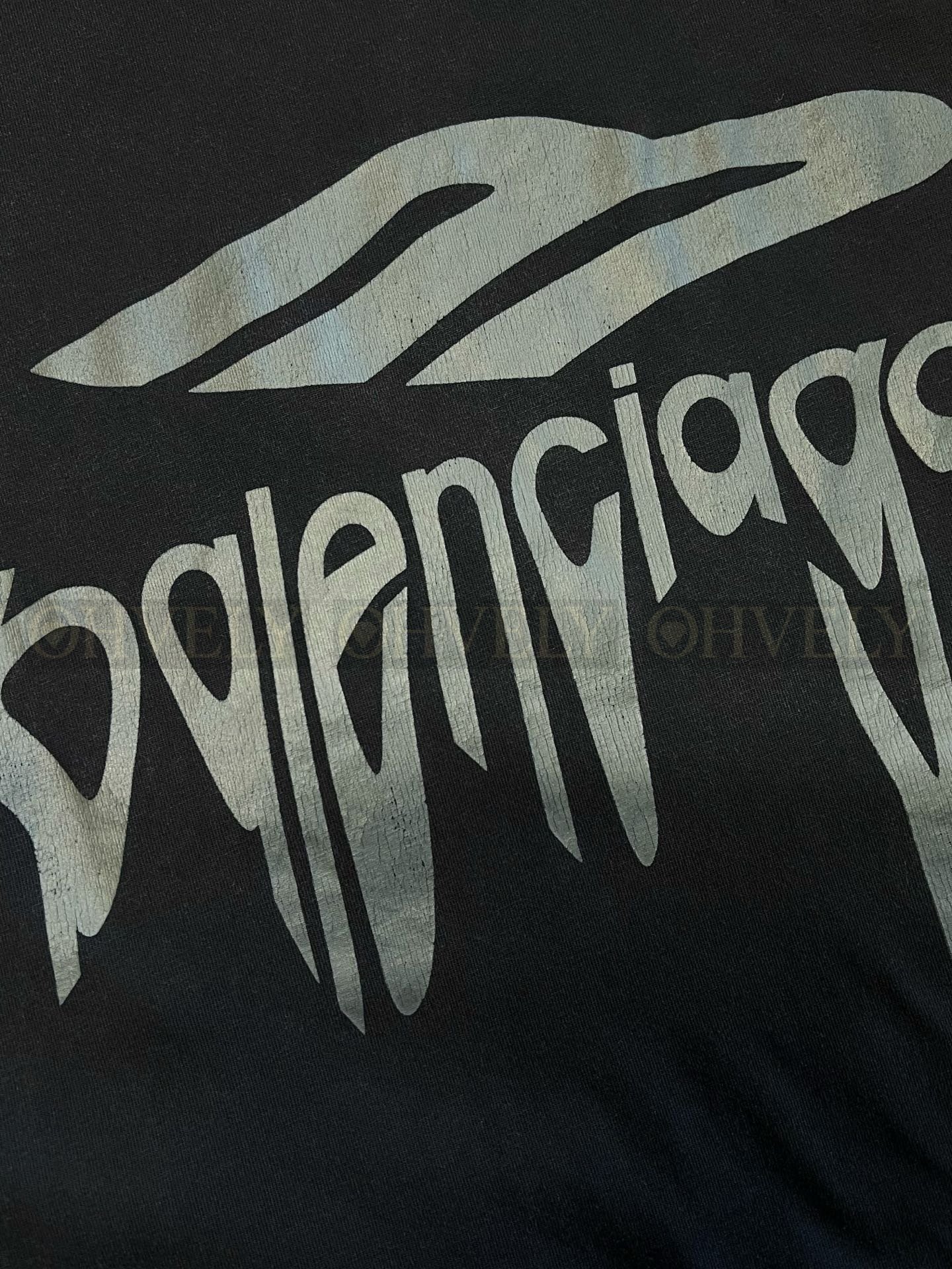 【 ZP버전 】발렌시아가 Balenciaga 메탈 로고 오버사이즈 반팔 티셔츠 블랙 상품 썸네일