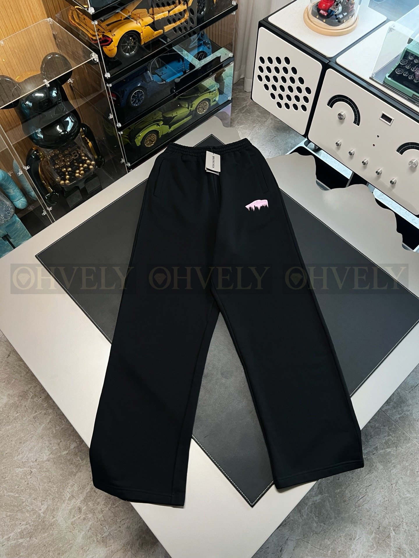 【 ZP버전 】발렌시아가 Balenciaga 핑크 슬라임 로고 자수 스웨트 팬츠 블랙 상품 썸네일