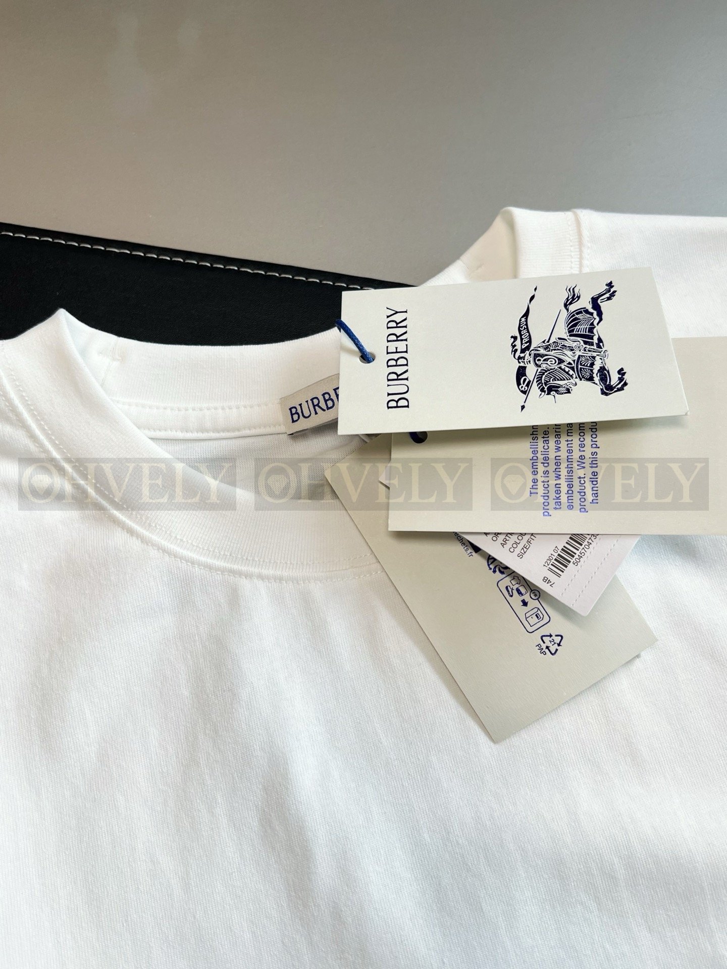 【 ZP버전 】버버리 Burberry 체크 라벨 면 티셔츠 상품 썸네일