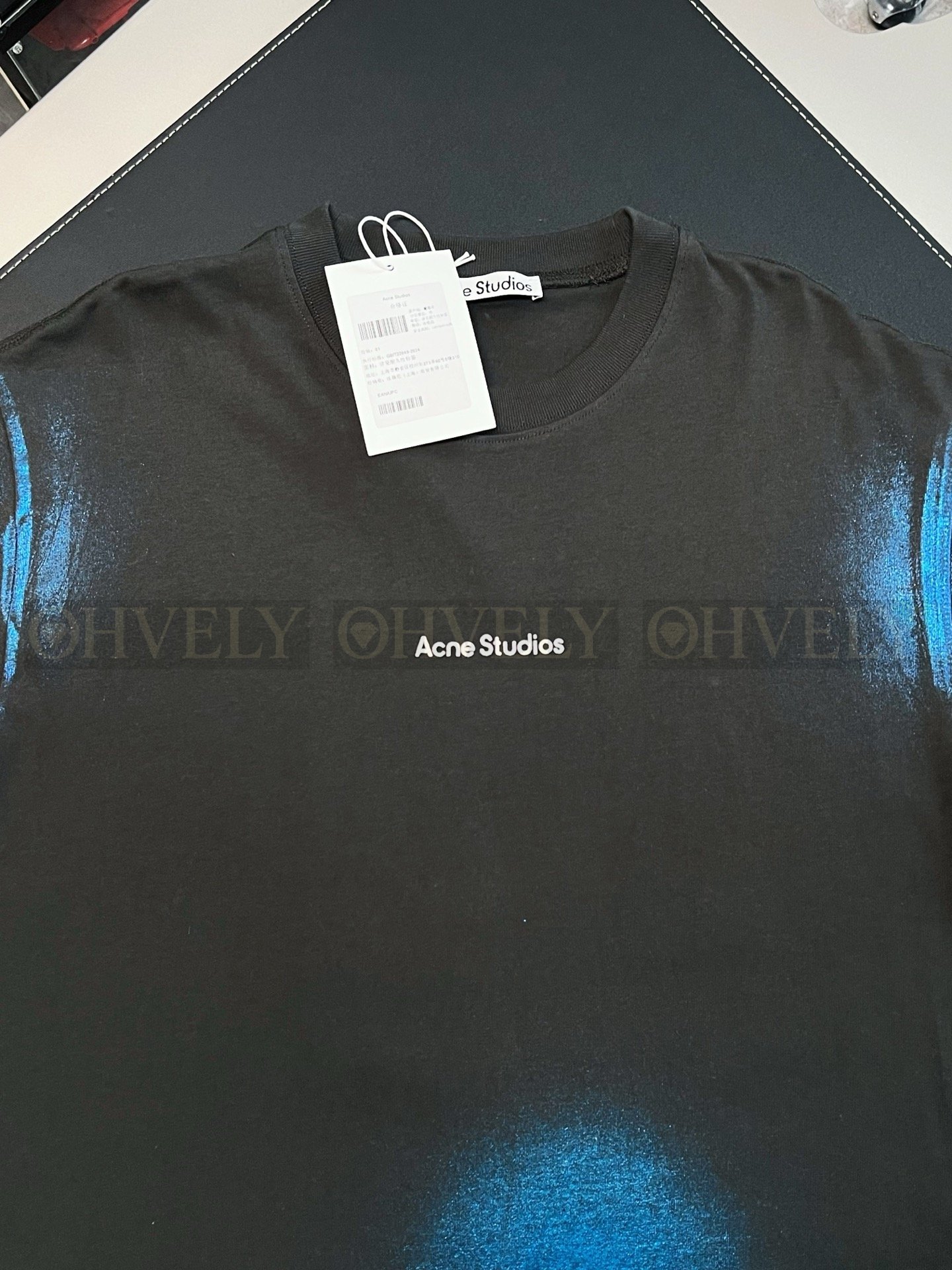 【 ZP버전 】아크네 스튜디오 Acne Studios 블루 그라데이션 스프레이 로고 티셔츠 상품 썸네일
