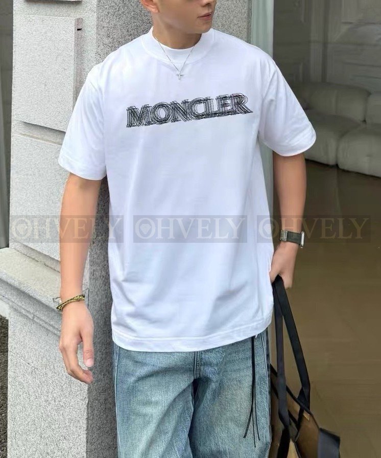 【 ZP버전 】몽클레르 블러 로고 프린트 반팔 티셔츠 상품 썸네일
