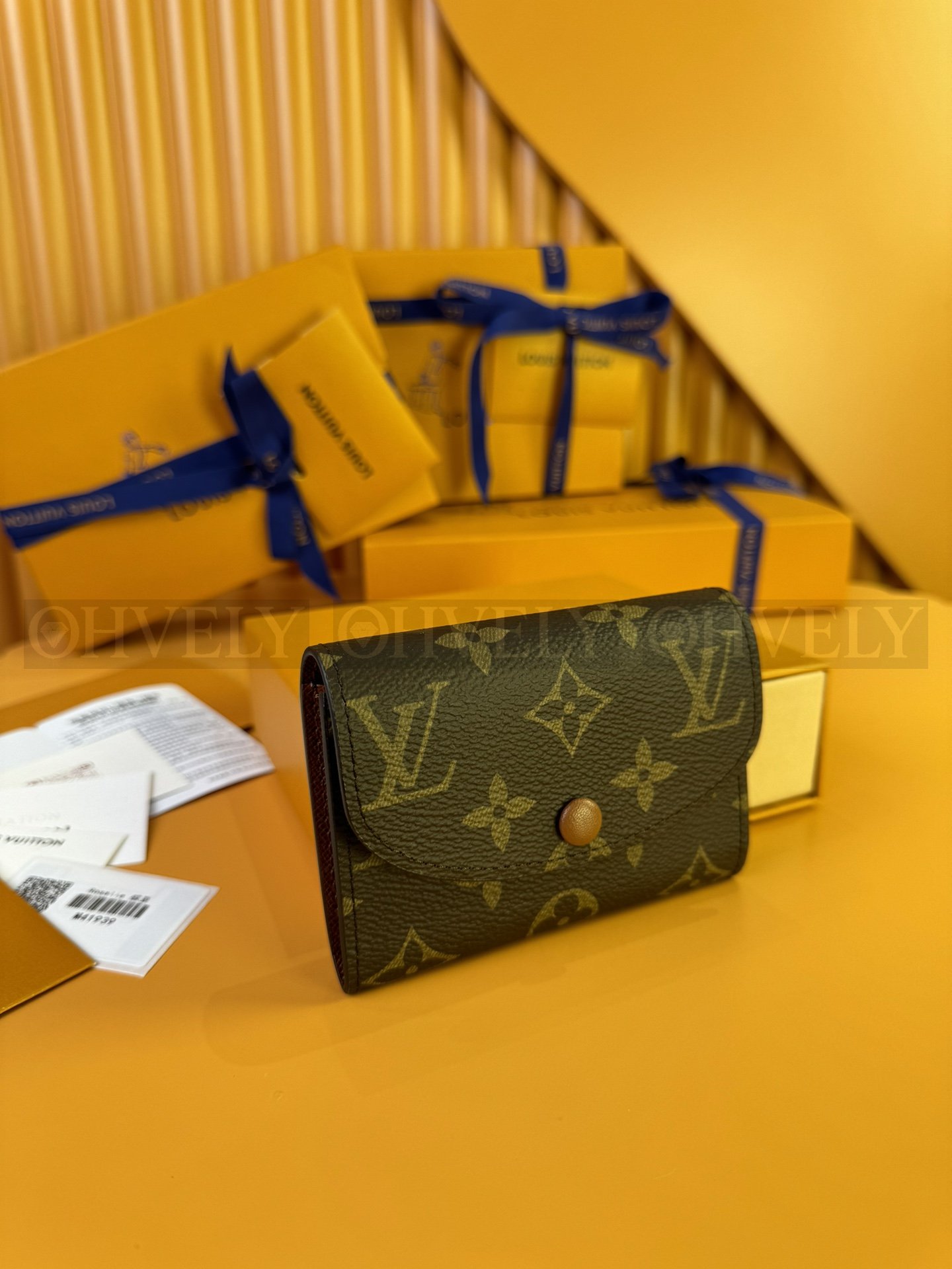 【 ZP 버전 】루이비통 Louis Vuitton 로잘리 코인 퍼스 모노그램 브라운 버튼 상품 썸네일