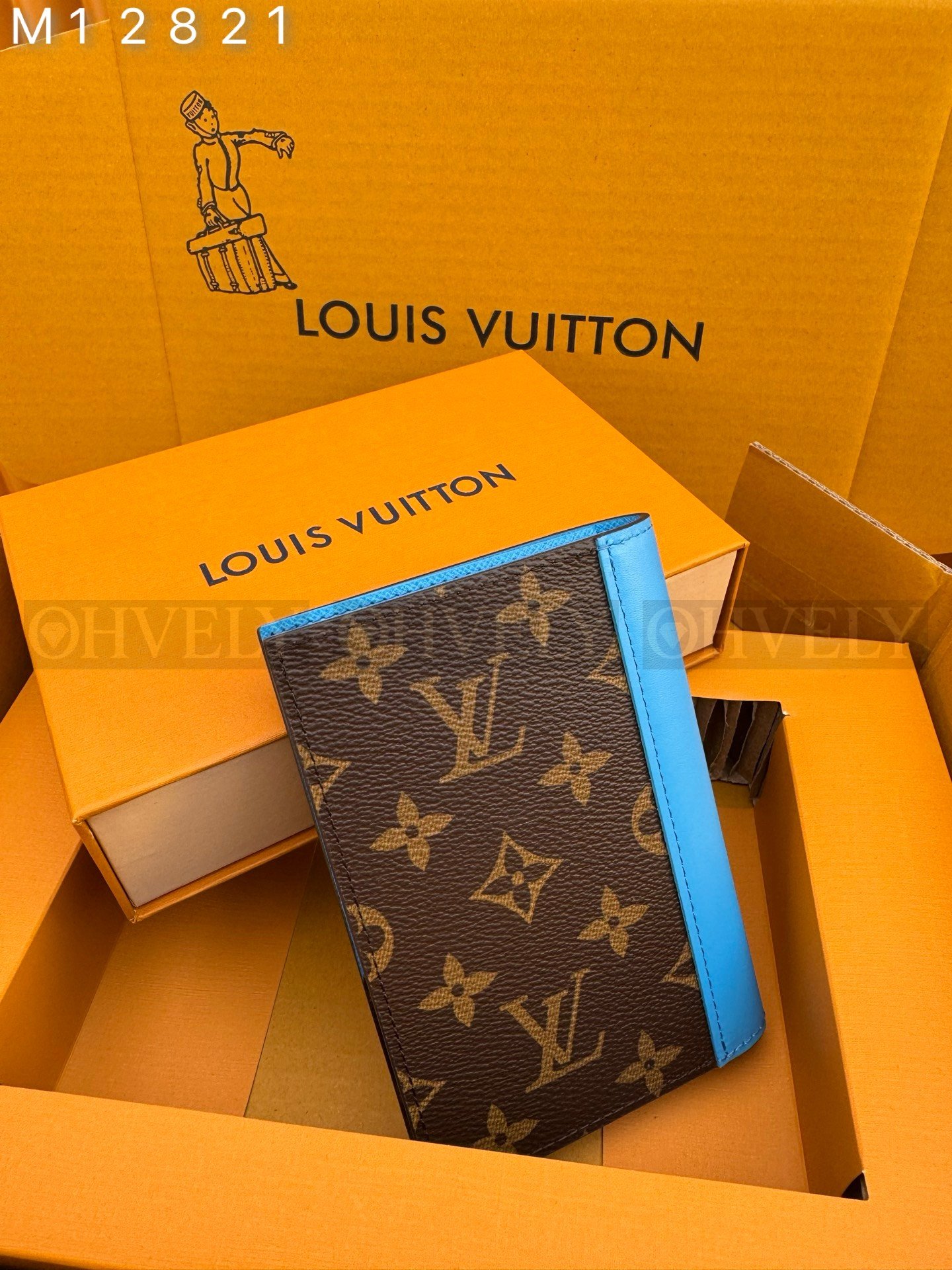 【 ZP 버전 】루이비통 Louis Vuitton 패스포트 커버 모노그램 블루 상품 썸네일