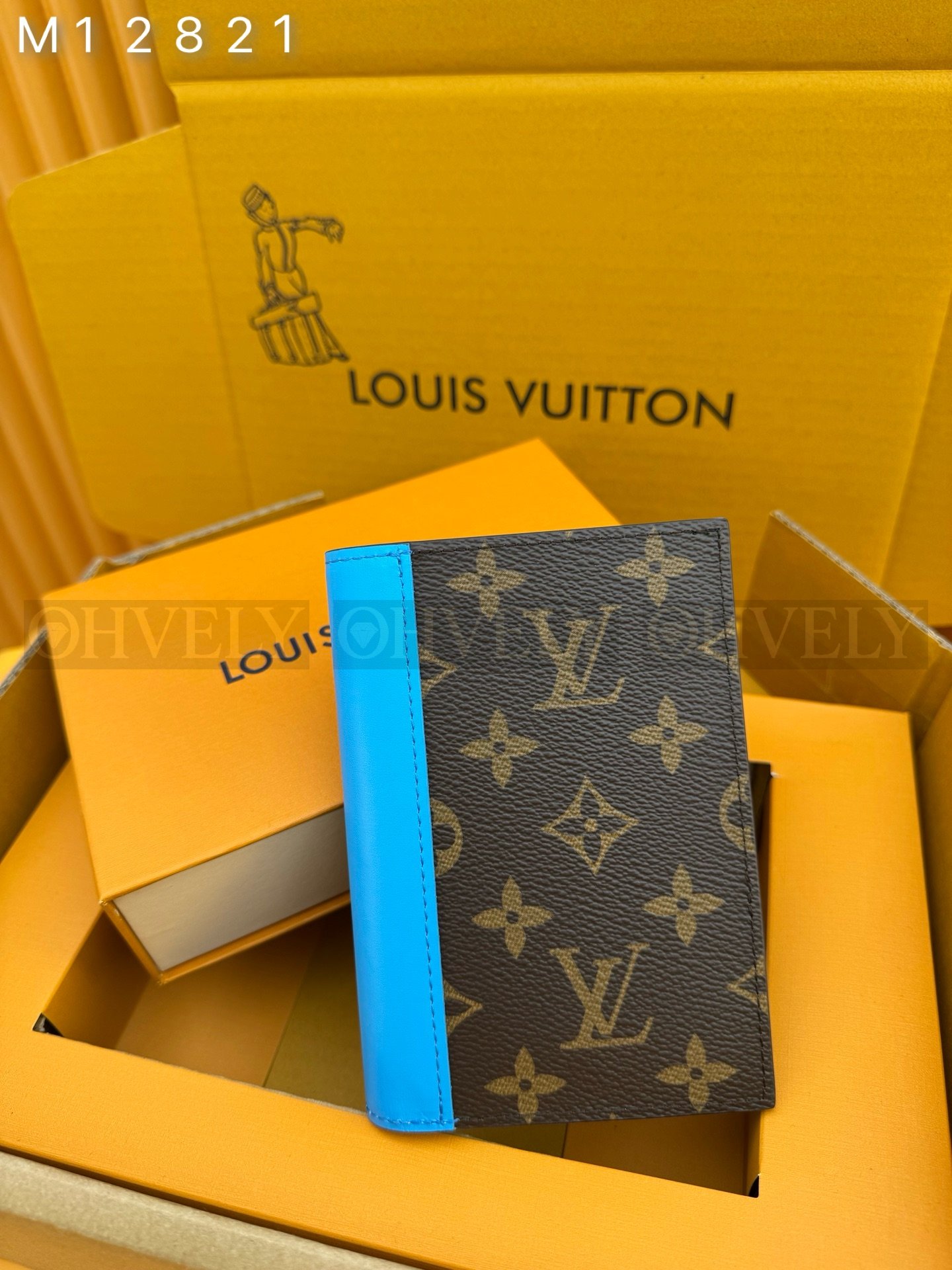 【 ZP 버전 】루이비통 Louis Vuitton 패스포트 커버 모노그램 블루 상품 썸네일