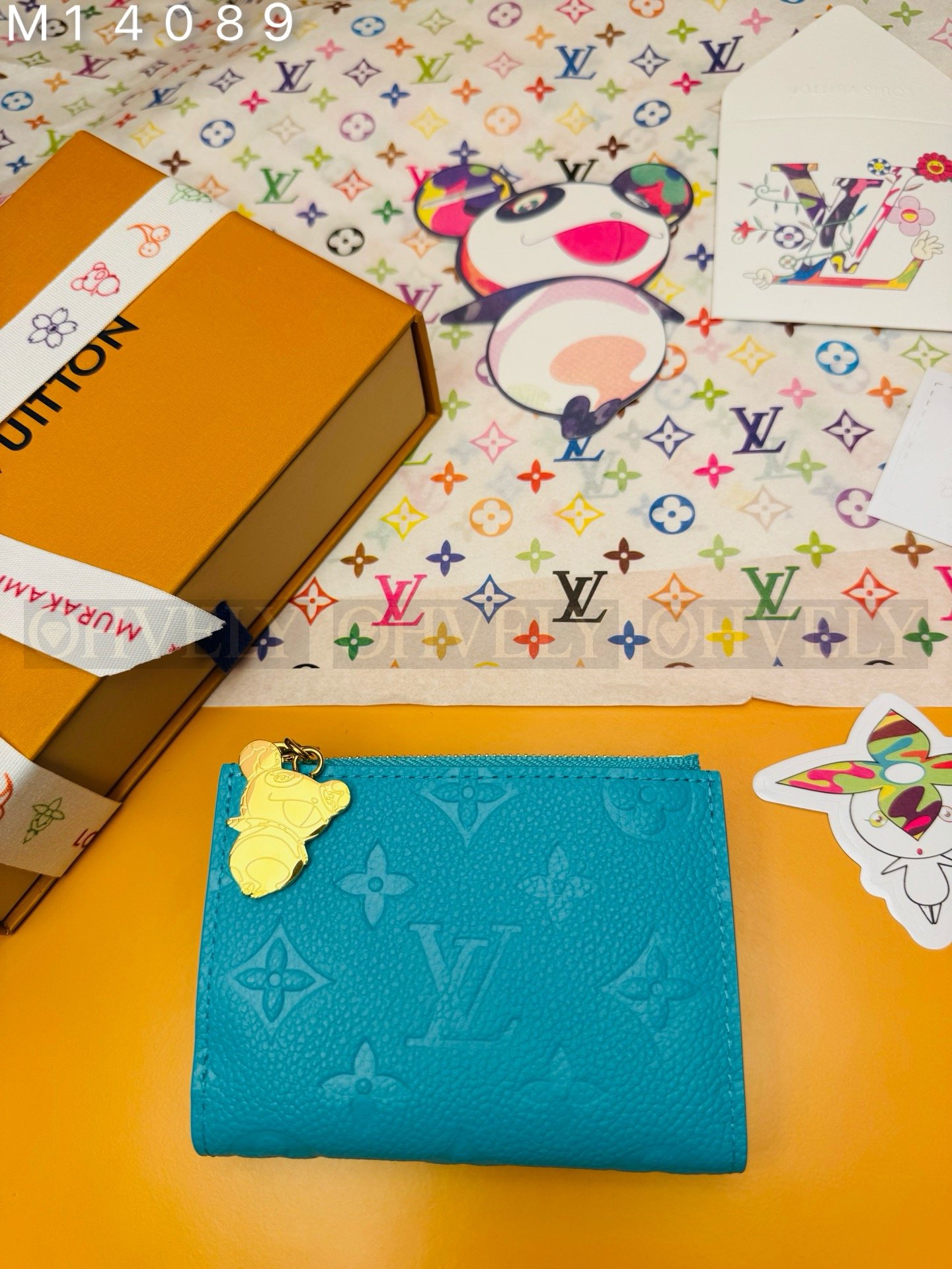 【 ZP 버전 】루이비통 Louis Vuitton x 무라카미 다카시 판다 키 파우치 블루 상품 썸네일