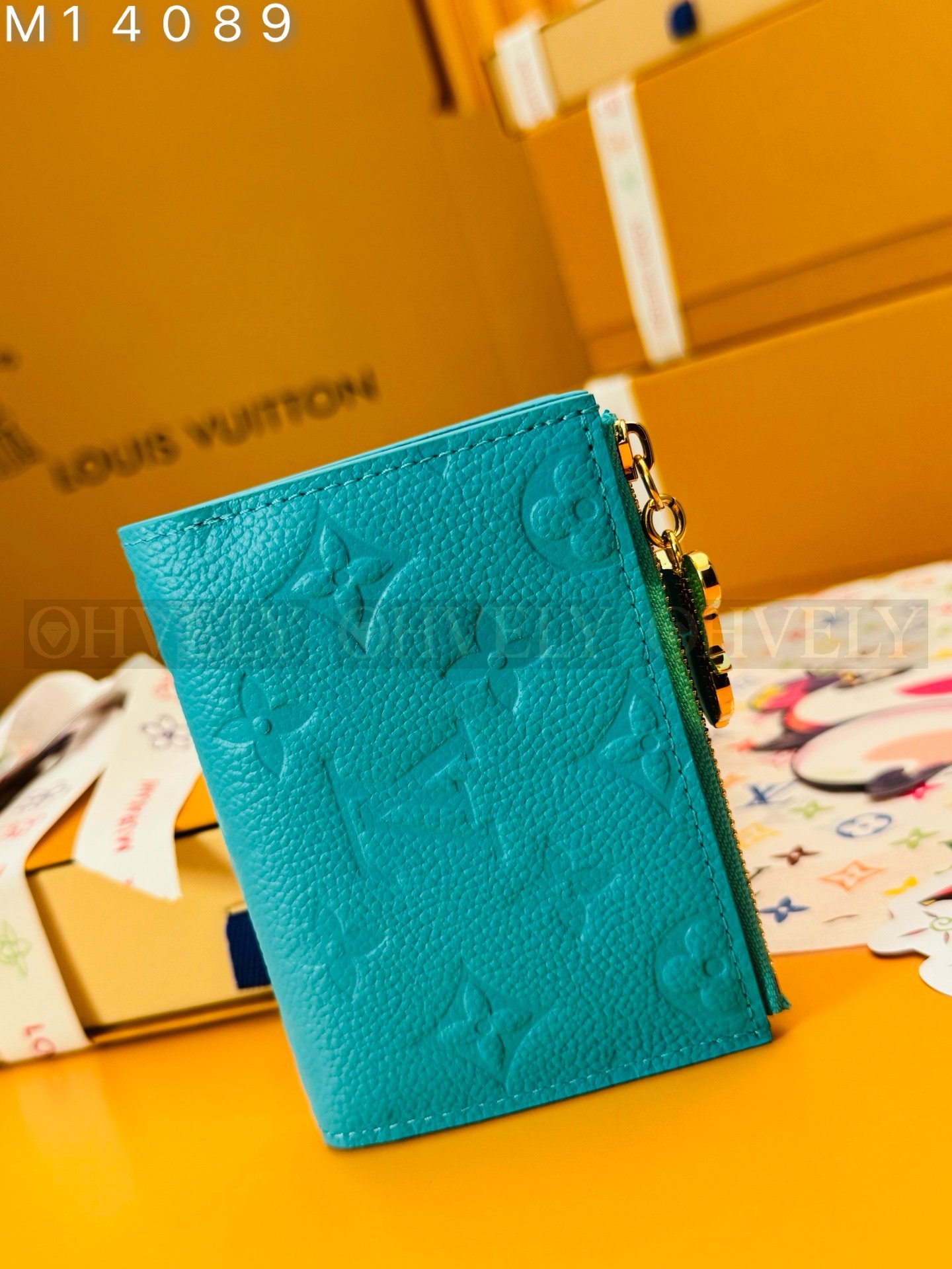 【 ZP 버전 】루이비통 Louis Vuitton x 무라카미 다카시 판다 키 파우치 블루 상품 썸네일