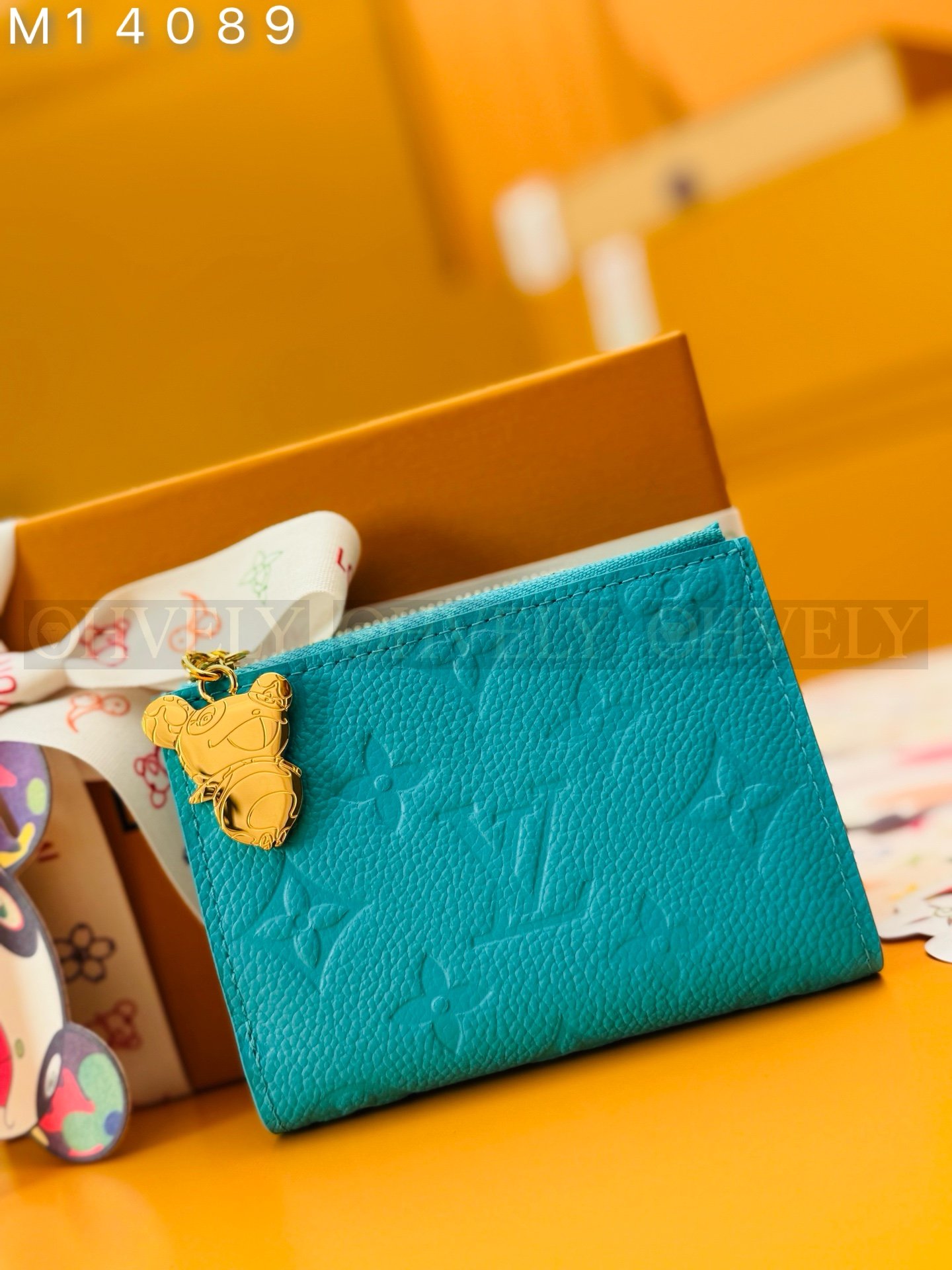 【 ZP 버전 】루이비통 Louis Vuitton x 무라카미 다카시 판다 키 파우치 블루 상품 썸네일