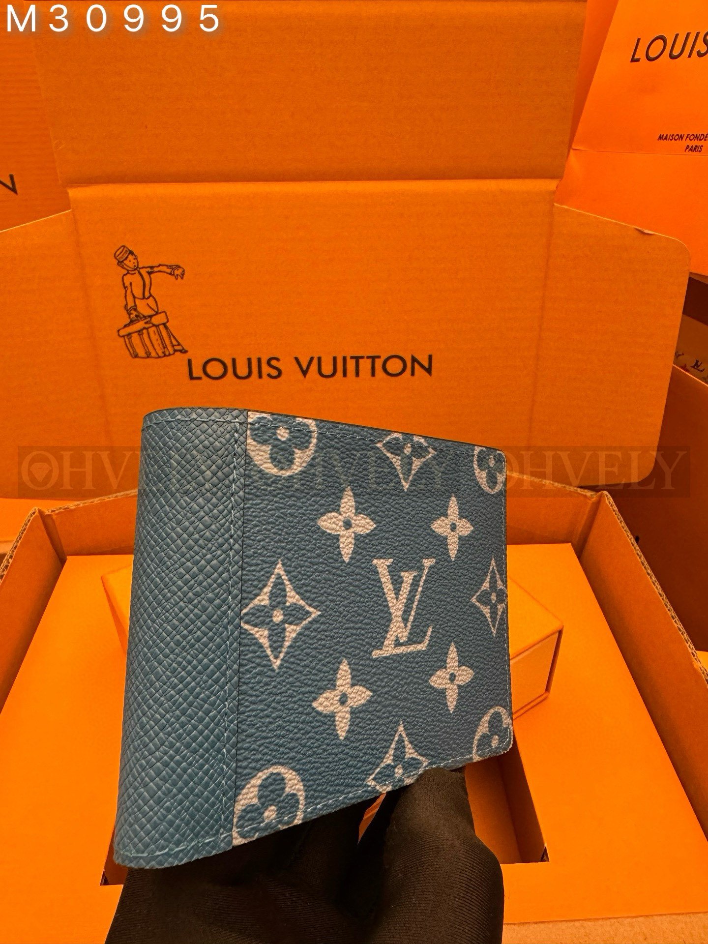 【 ZP 버전 】루이비통 Louis Vuitton 멀티플 월릿 모노그램 타이가 블루 상품 썸네일