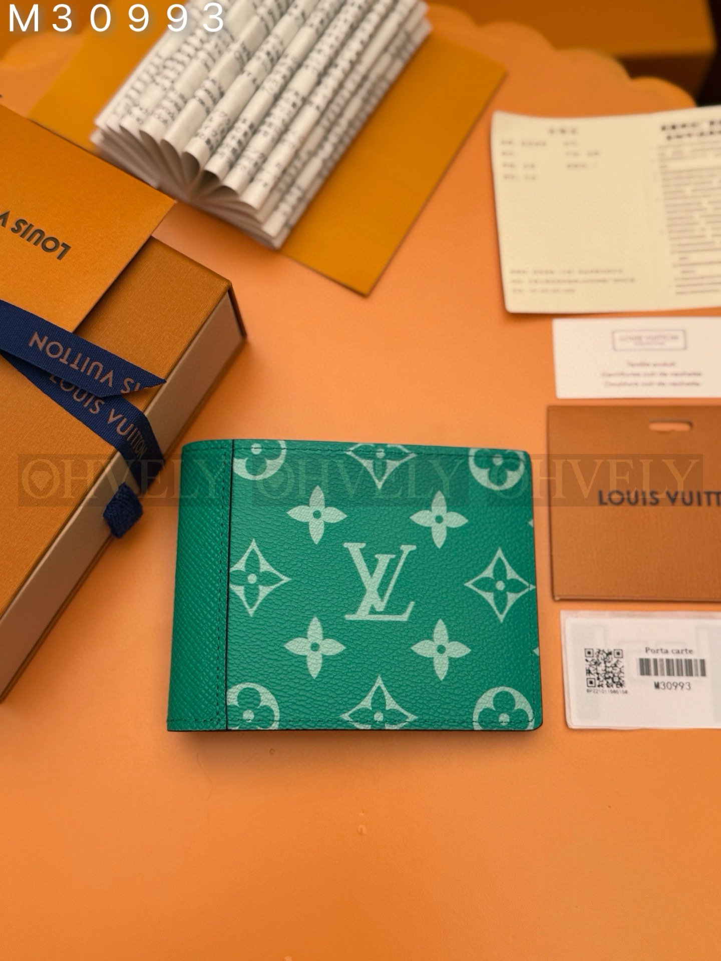 【 ZP 버전 】루이비통 Louis Vuitton 멀티플 월릿 모노그램 타이가 그린 상품 썸네일