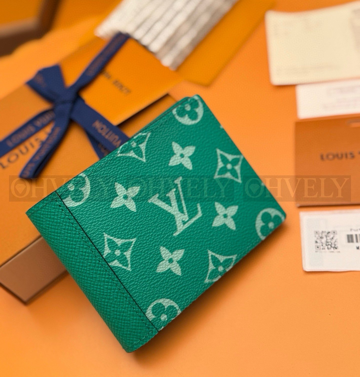 【 ZP 버전 】루이비통 Louis Vuitton 멀티플 월릿 모노그램 타이가 그린 상품 썸네일