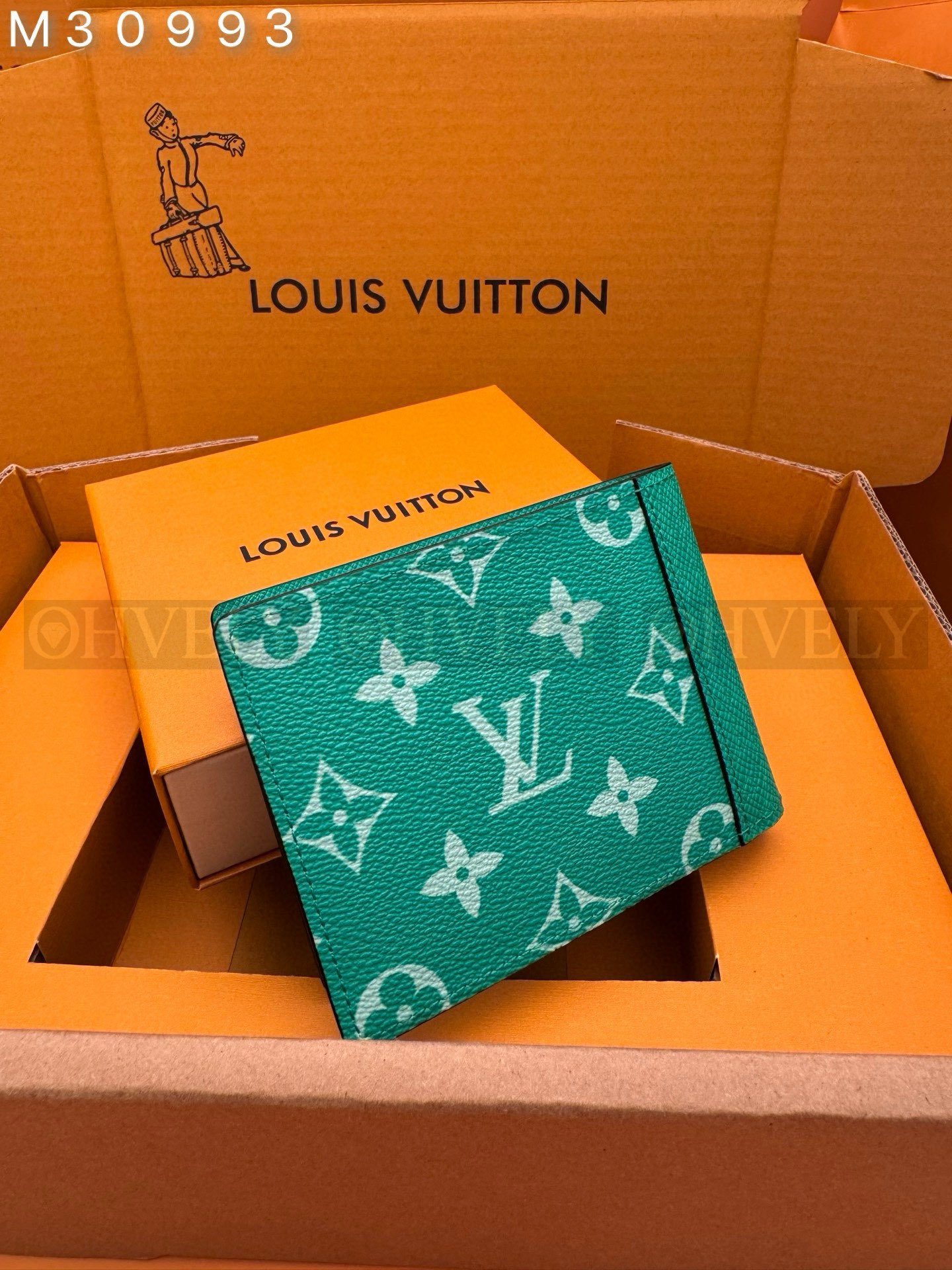 【 ZP 버전 】루이비통 Louis Vuitton 멀티플 월릿 모노그램 타이가 그린 상품 썸네일