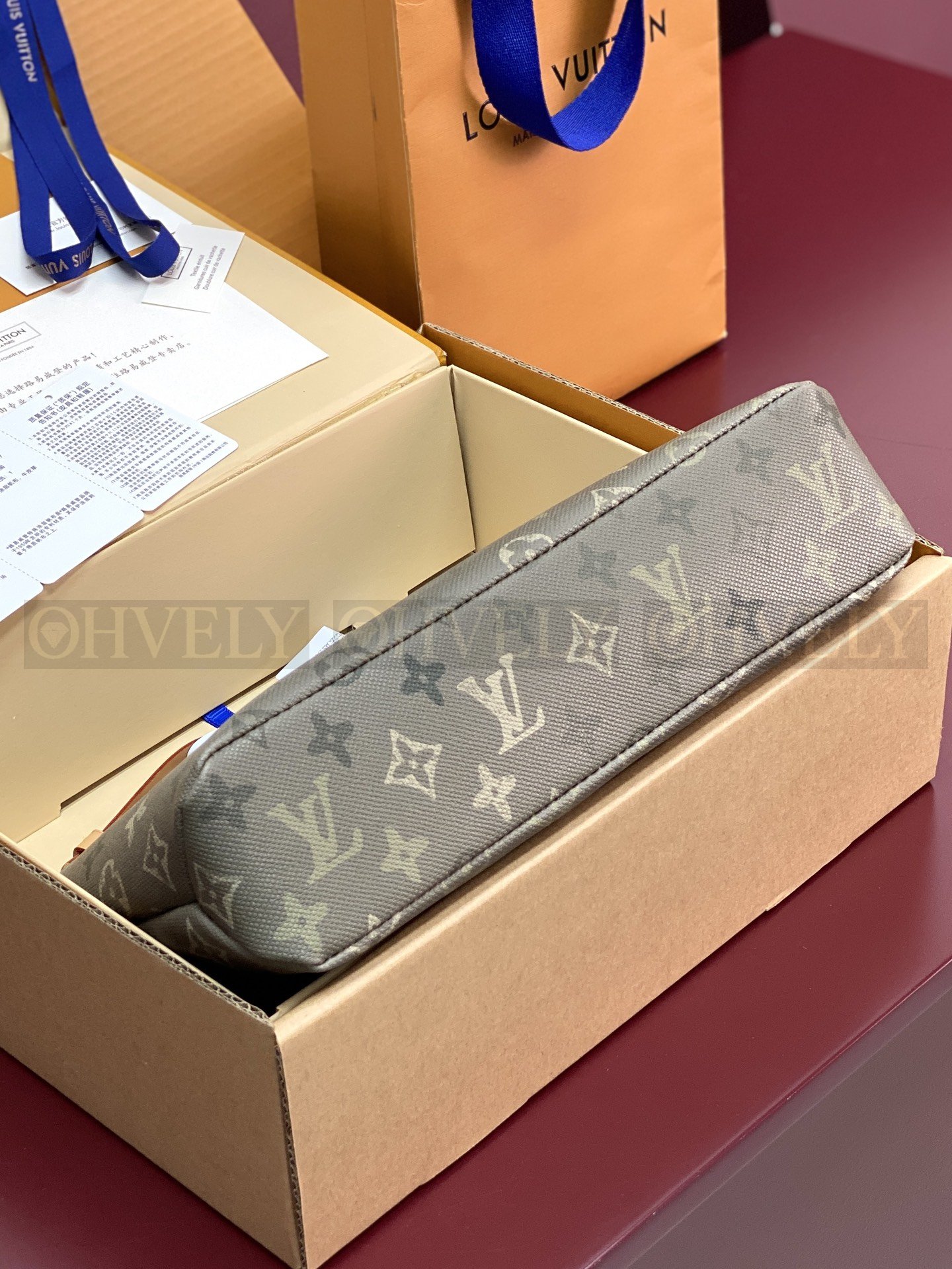 【 ZP 버전 】 루이비통 모노그램 오리진 포쉐트 보야주 수플 카키 상품 썸네일