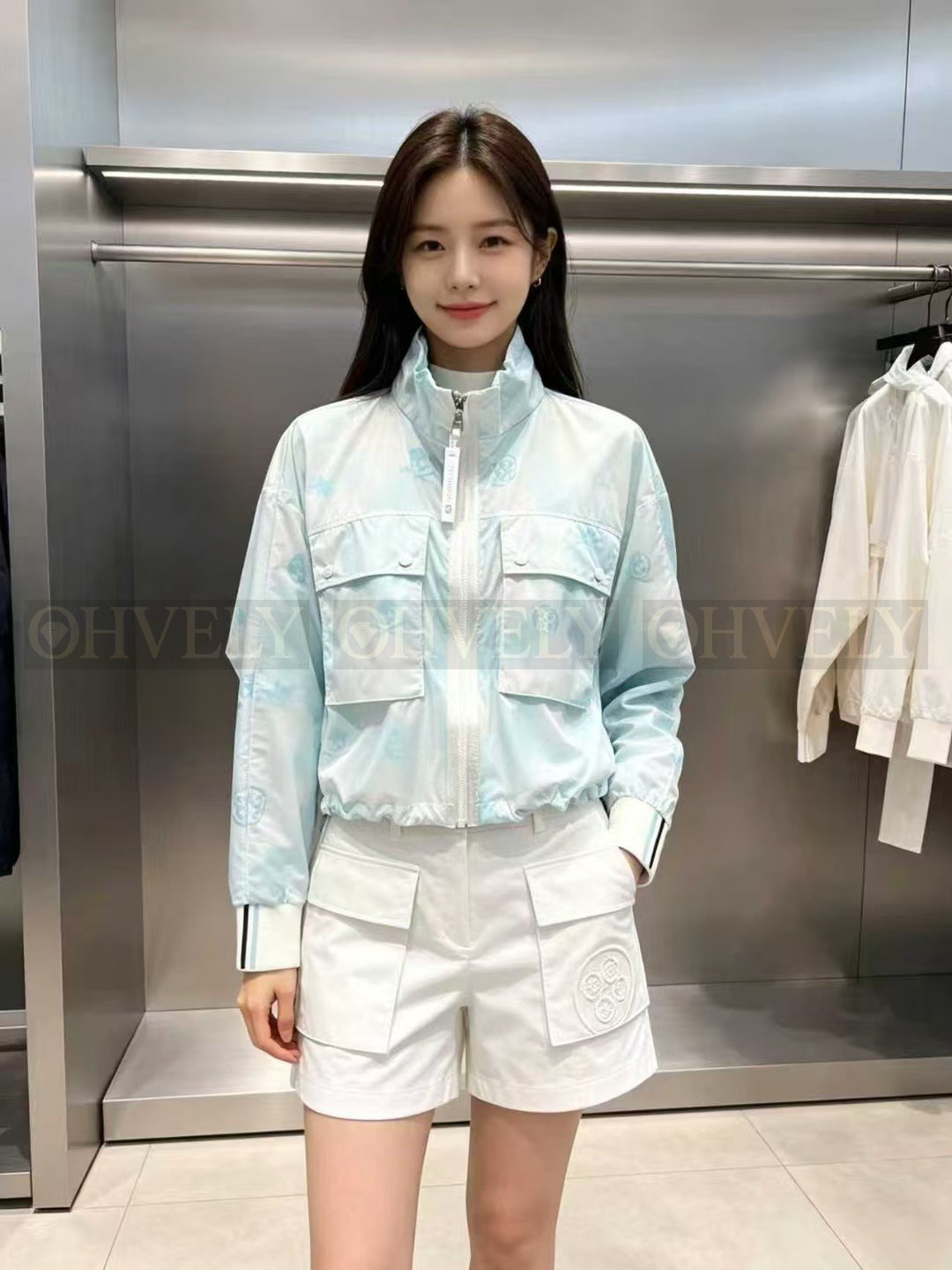 G/FORE 지포어 여성 스컬 스탬프 패턴 하이넥 바람막이 재킷 점퍼 (스카이블루 / 화이트) 상품 썸네일