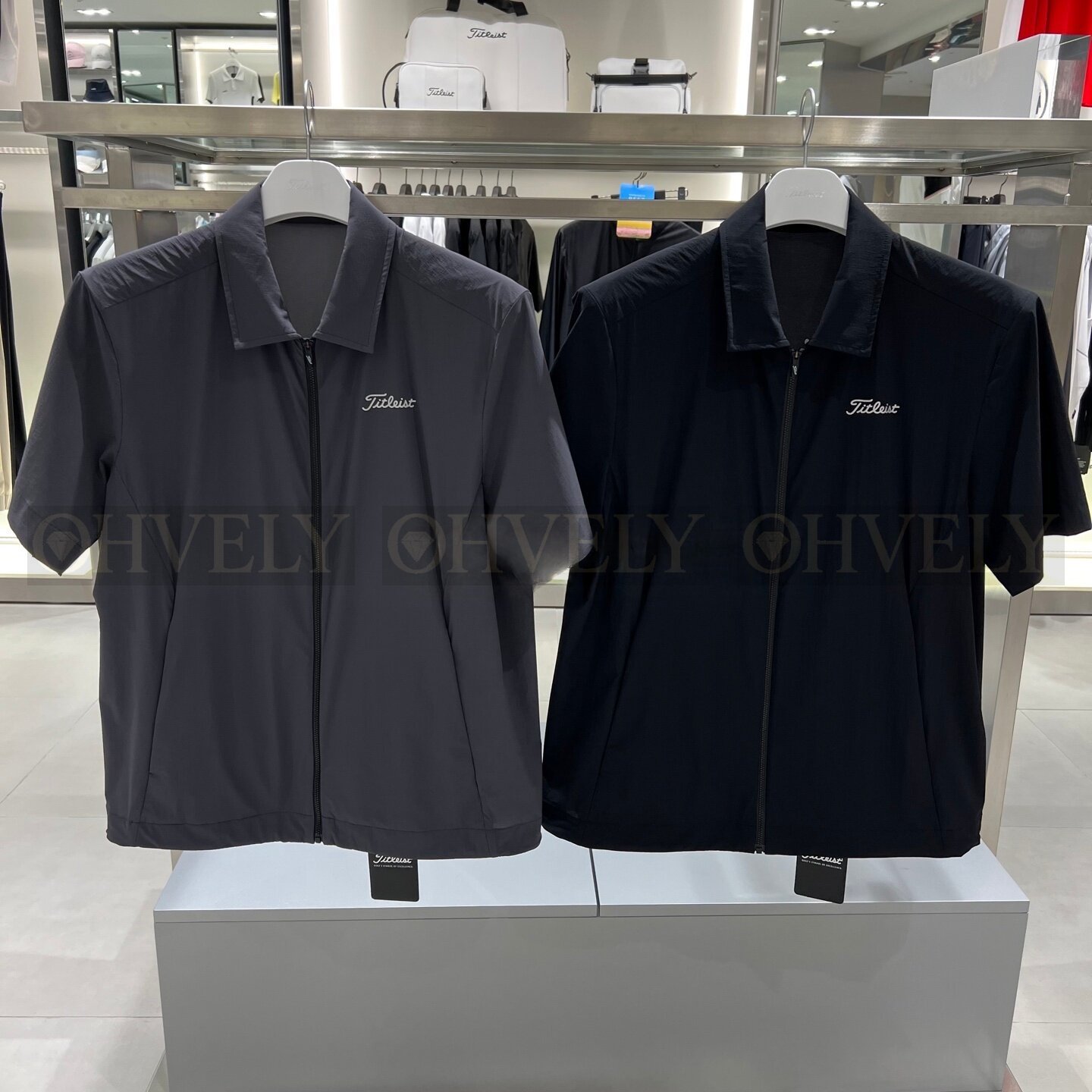 Titleist 타이틀리스트 남성 등판 백 로고 반소매 셔츠형 바람막이 자켓 (차콜, 블랙) 상품 썸네일