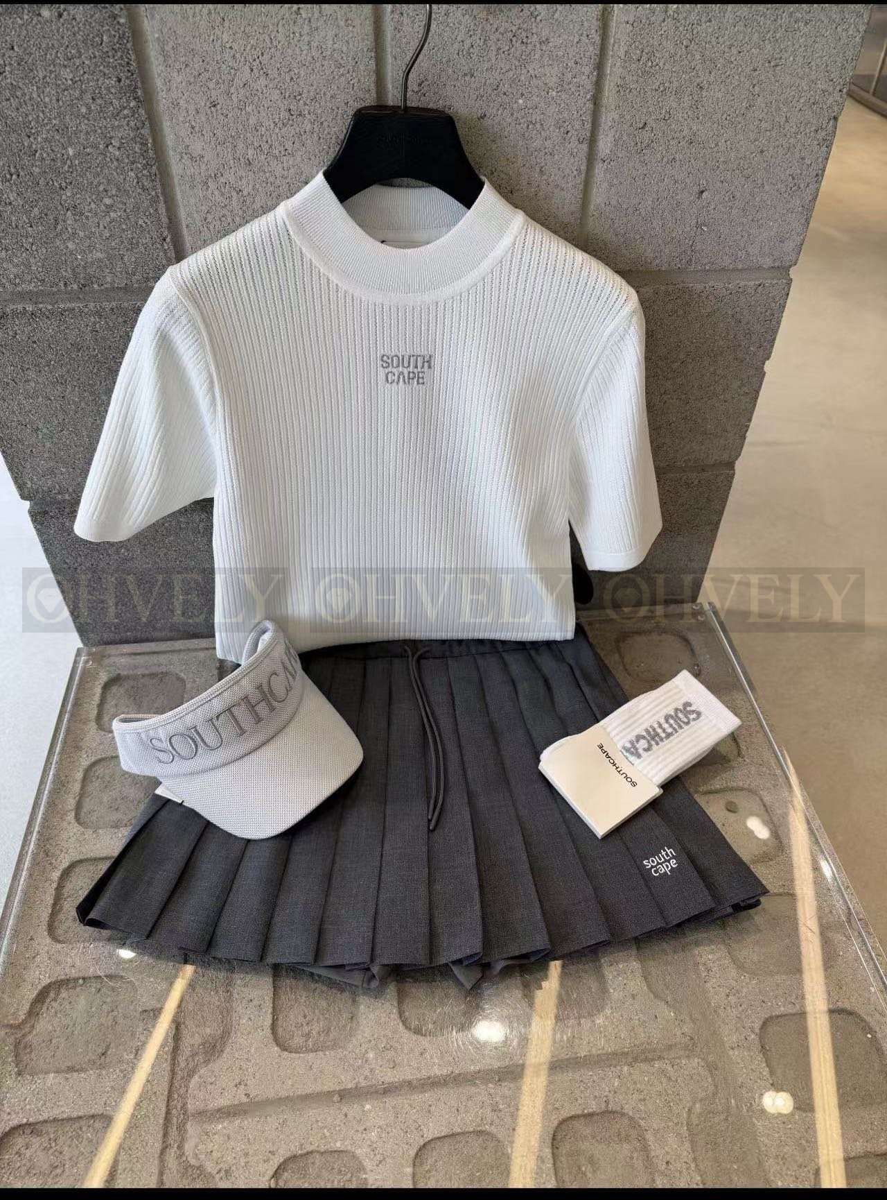 SOUTHCAPE 사우스케이프 여성 백 나침반 그래픽 골지 반소매 니트 티셔츠 (블루/화이트/아이보리) 상품 썸네일