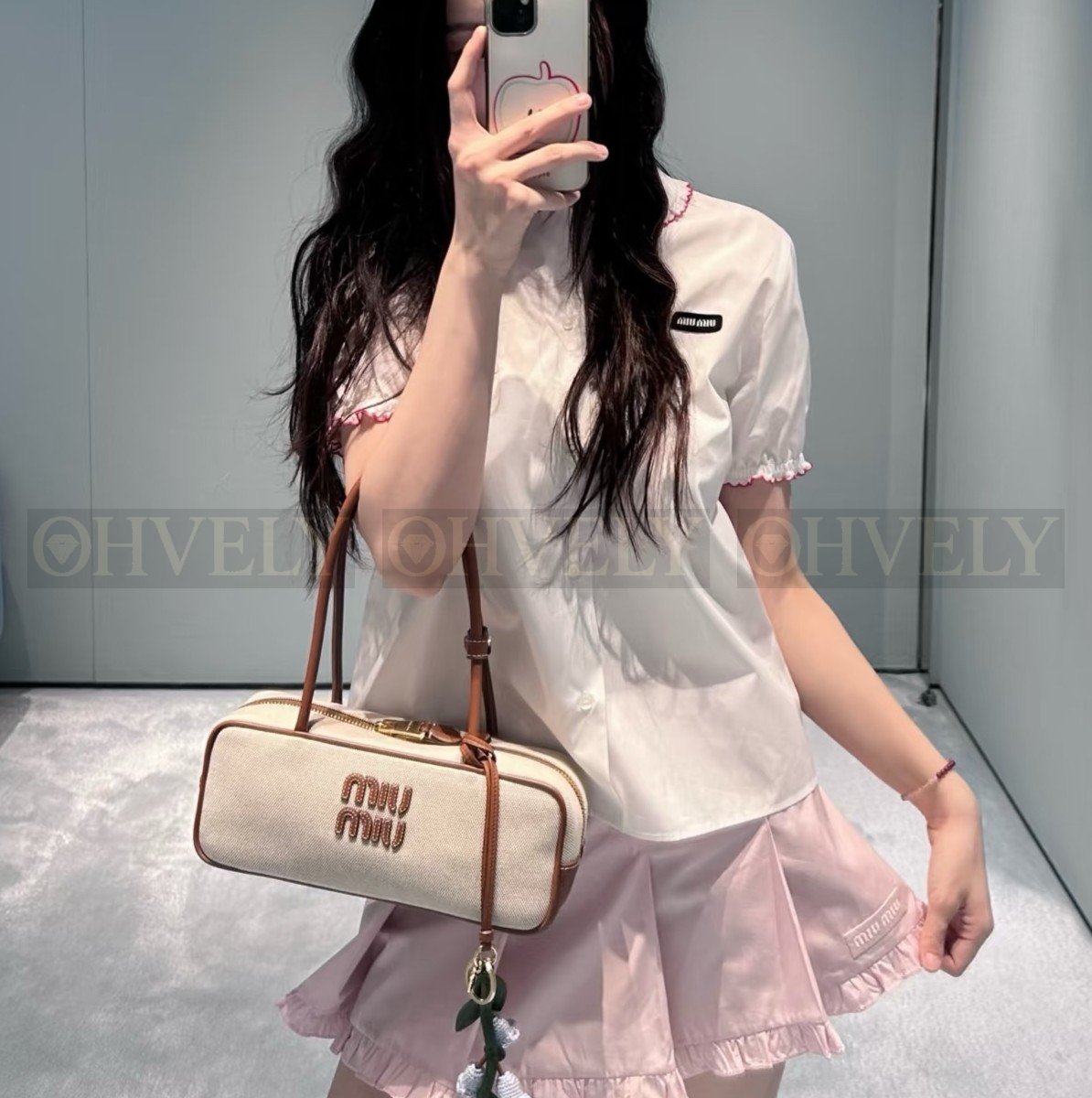【 ZP버전 】미우미우 피터팬 칼라 레드 트림 반소매 셔츠 상품 썸네일