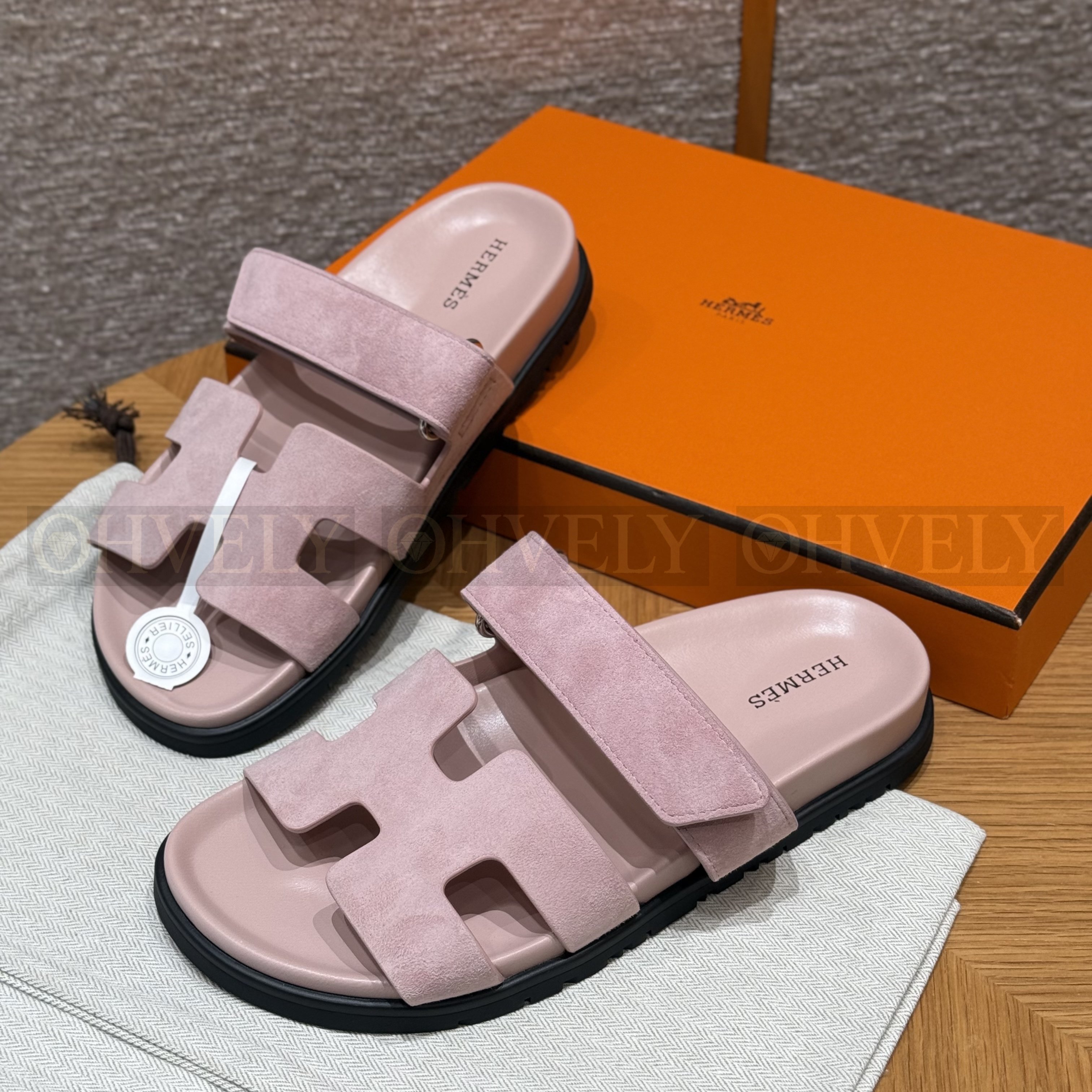 【 ZP버전 】H 치프레 샌들 스웨이드 셰브르 상품 썸네일