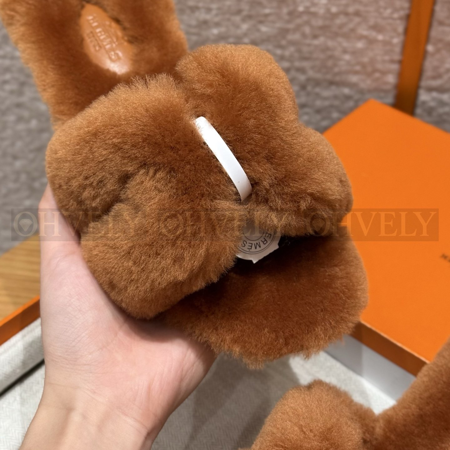 【 ZP버전 】H 오란 숄 시어링 무통 샌들 슬리퍼 브라운 상품 썸네일