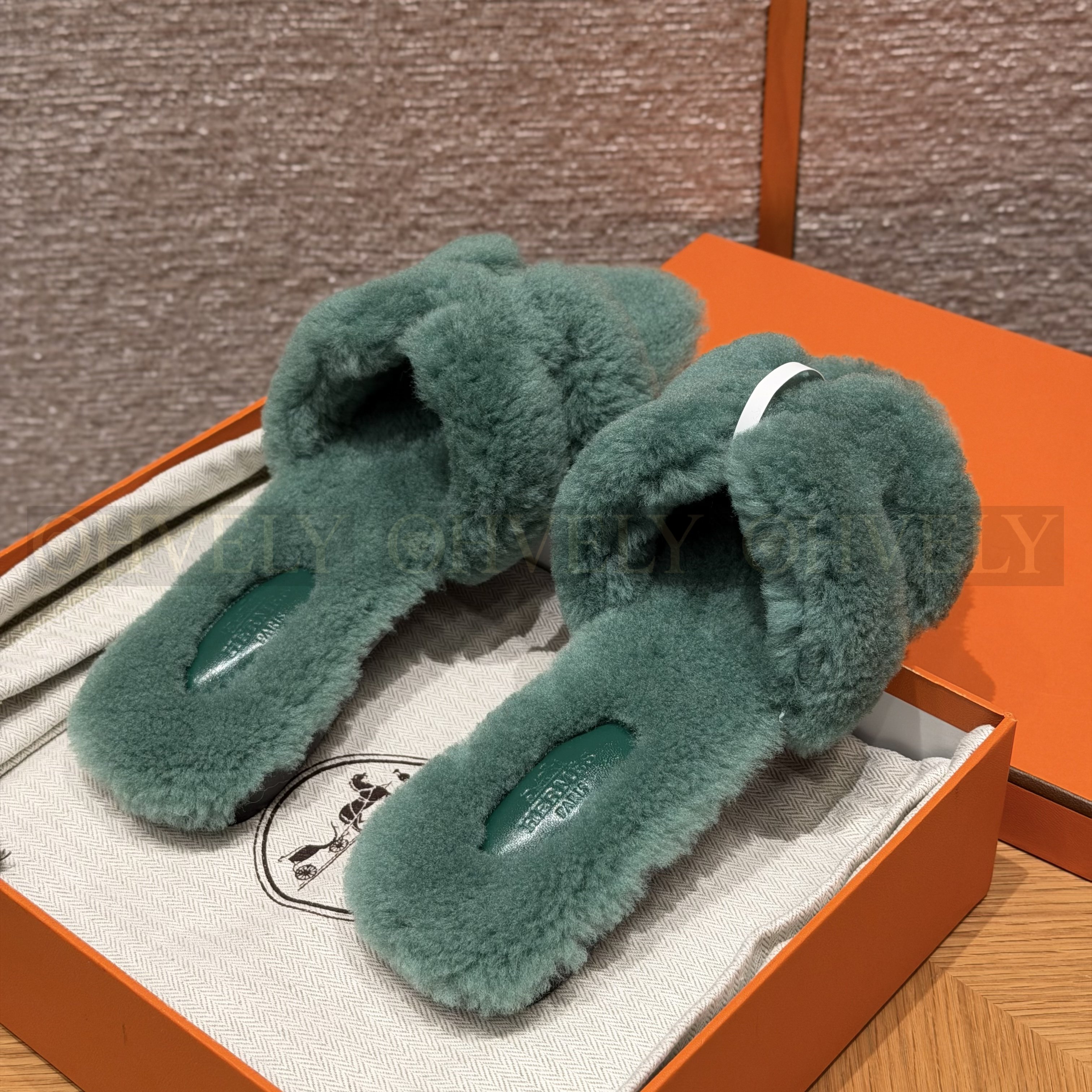 【 ZP버전 】H 오란 숄 시어링 무통 샌들 슬리퍼 브라운 상품 썸네일