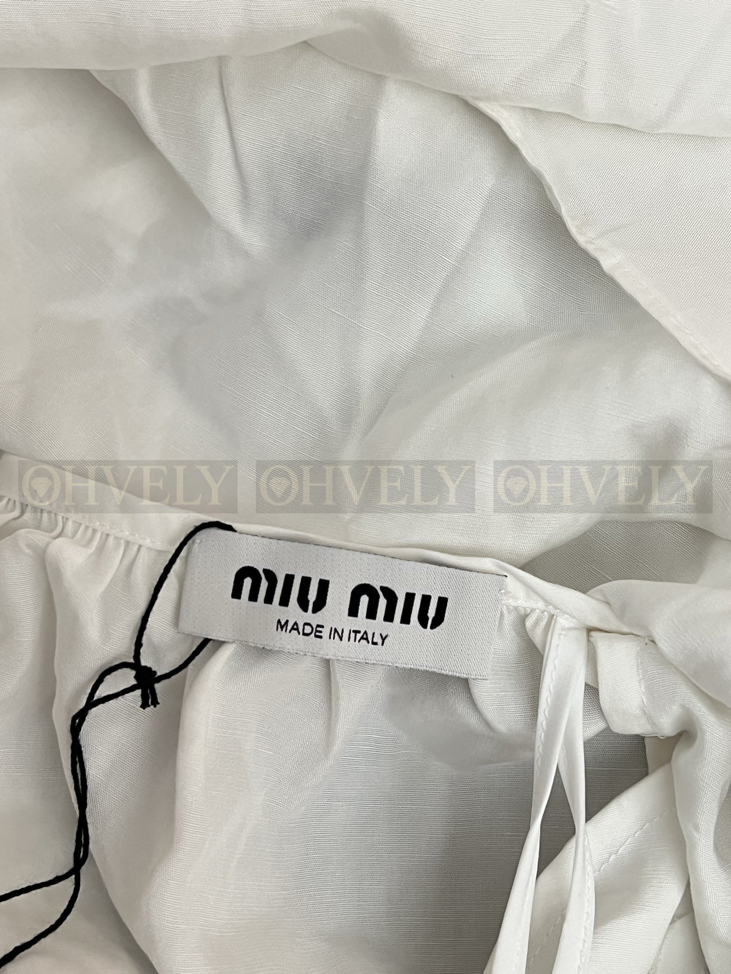 【 ZP버전 】MIU 자수 펀칭 자카드 나시 원피스 상품 썸네일