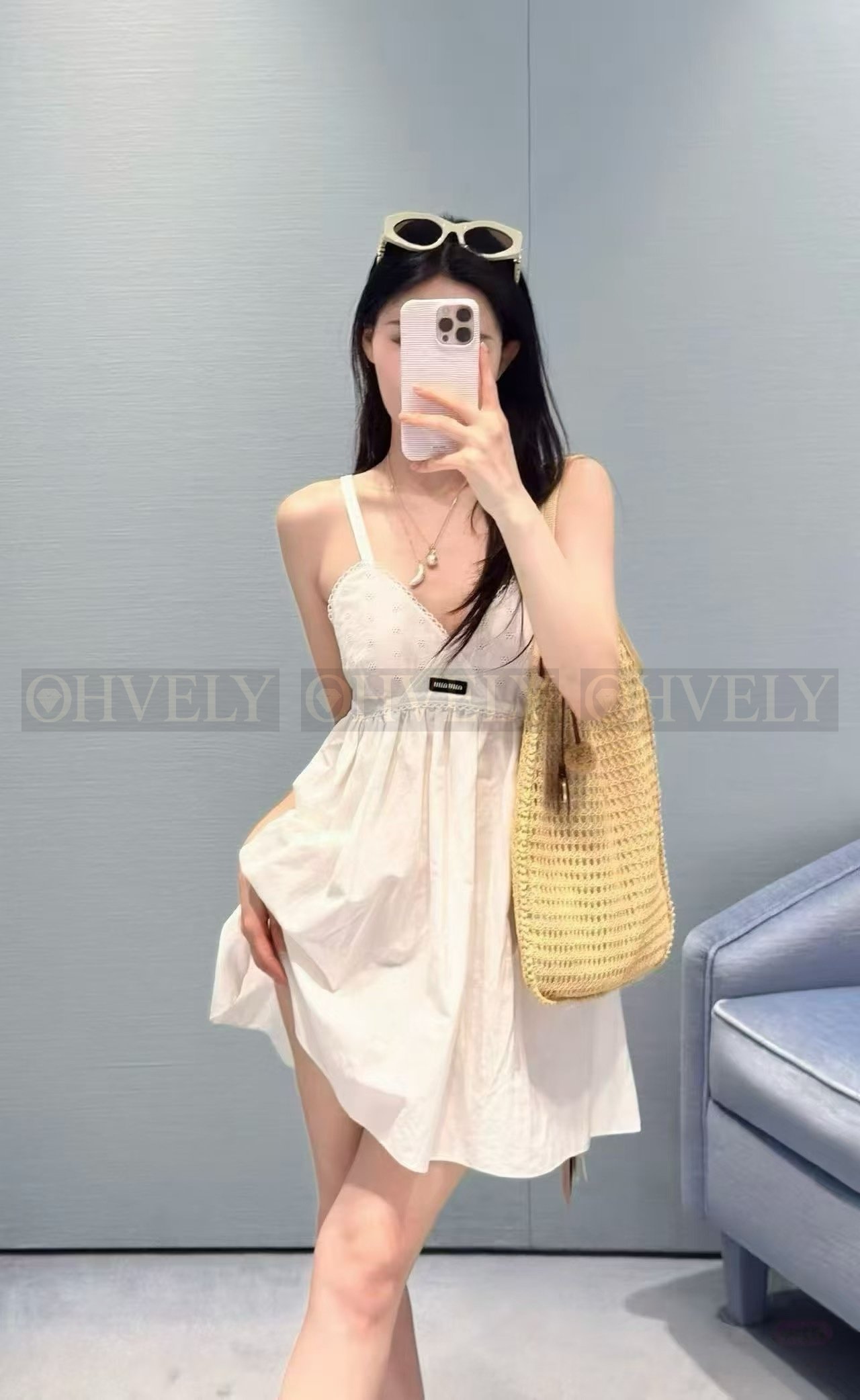 【 ZP버전 】MIU 자수 펀칭 자카드 나시 원피스 상품 썸네일