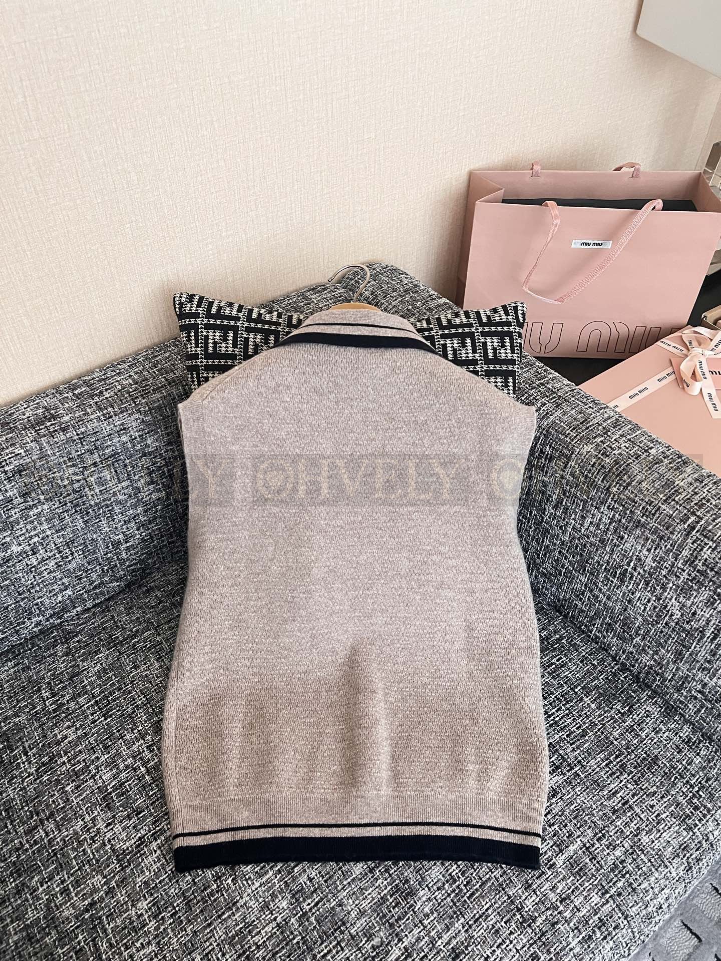 【 ZP버전 】MIU 프레피룩 카라 니트 조끼 베스트 상품 썸네일