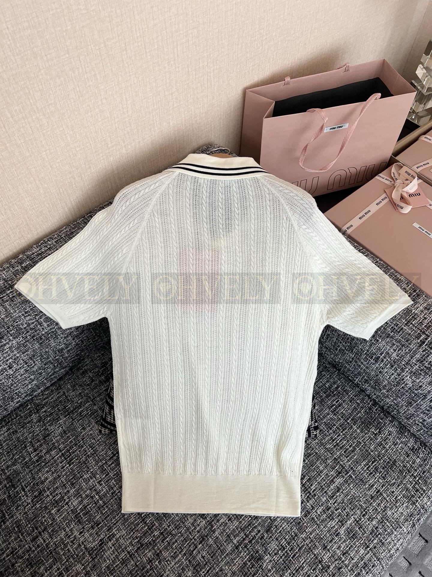 【 ZP버전 】Miu V넥 니트 폴로 반팔 티셔츠 상품 썸네일