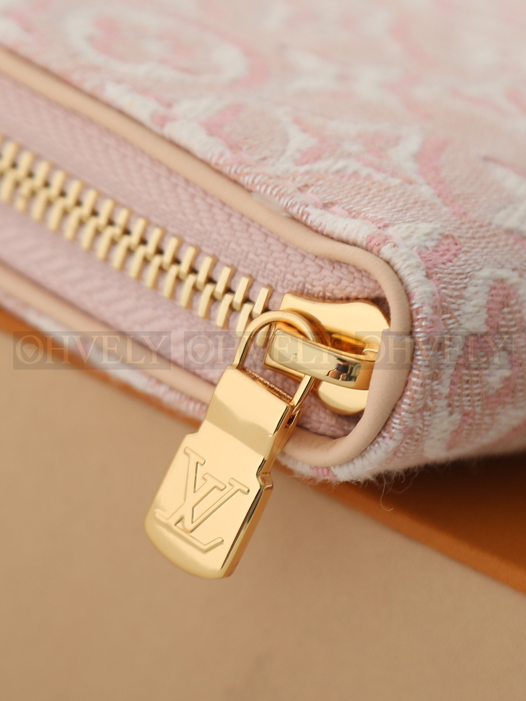【 ZP버전 】LV 모노그램 자카드 집피 월릿 핑 상품 썸네일