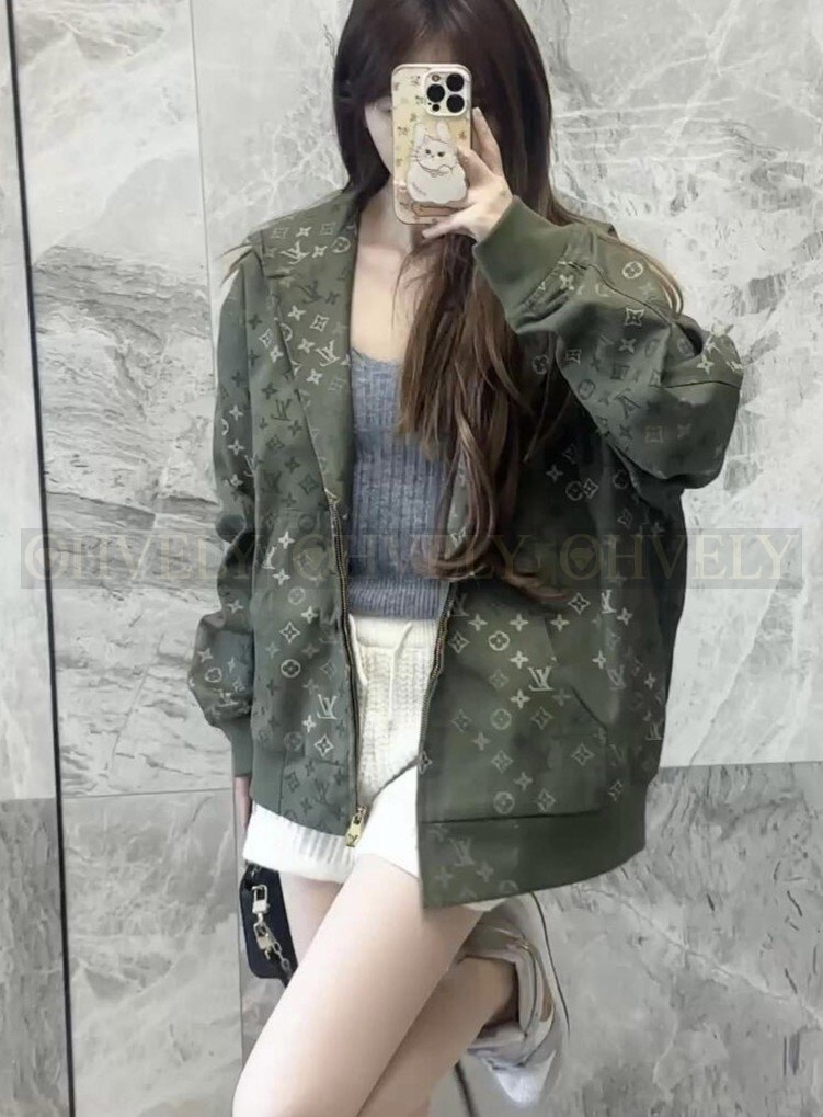 【 ZP버전 】LV 모노그램 올오버 프린트 후디드 재킷 아우터 상품 썸네일