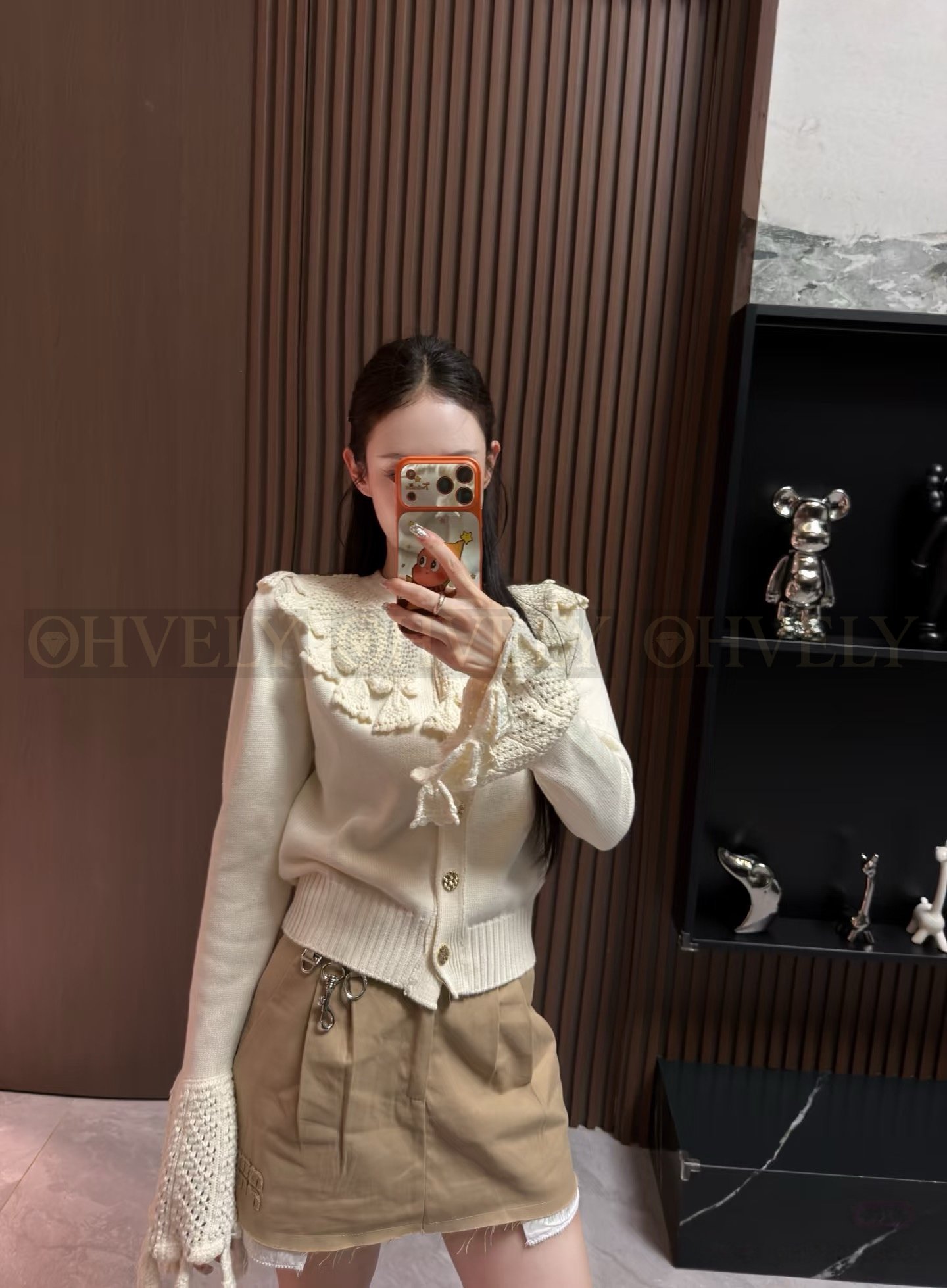 【 ZP버전 】LV 프릴 칼라 나팔소매 가디건 니트 스웨터 상품 썸네일